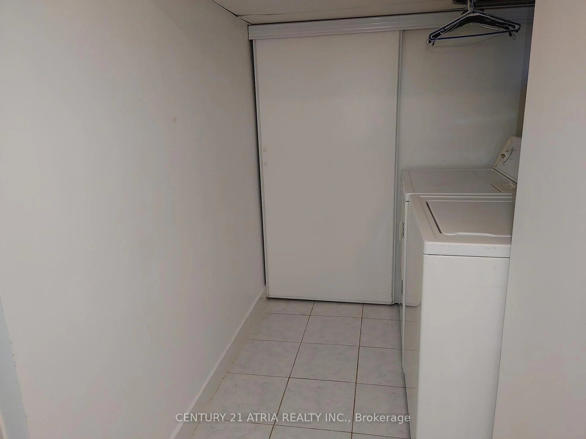 Photo 25 of 36 Chesapeake Avenue, Scarborough, Clairlea-Birchmount — HOMEH
