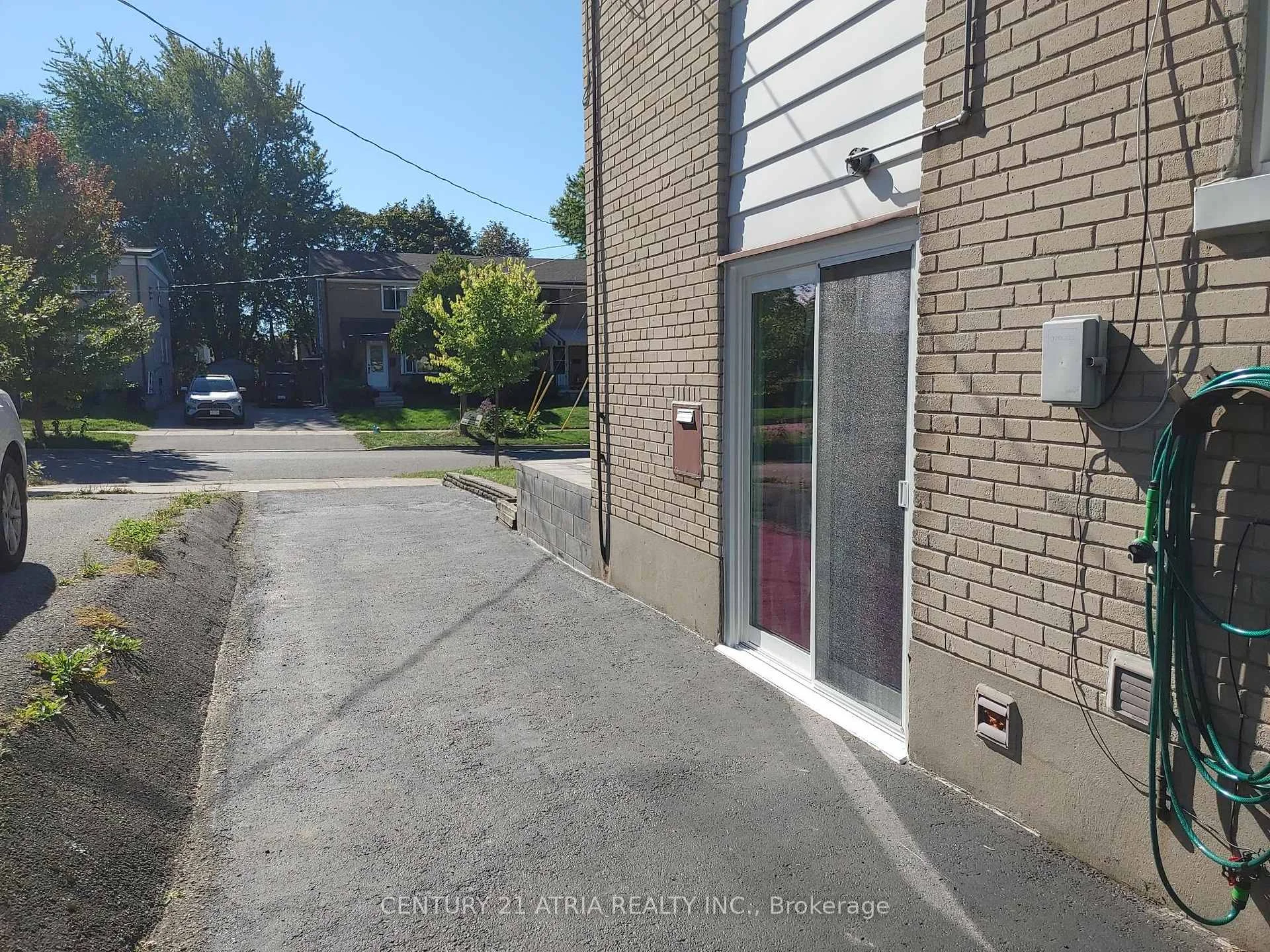 Photo 26 of 36 Chesapeake Avenue, Scarborough, Clairlea-Birchmount — HOMEH