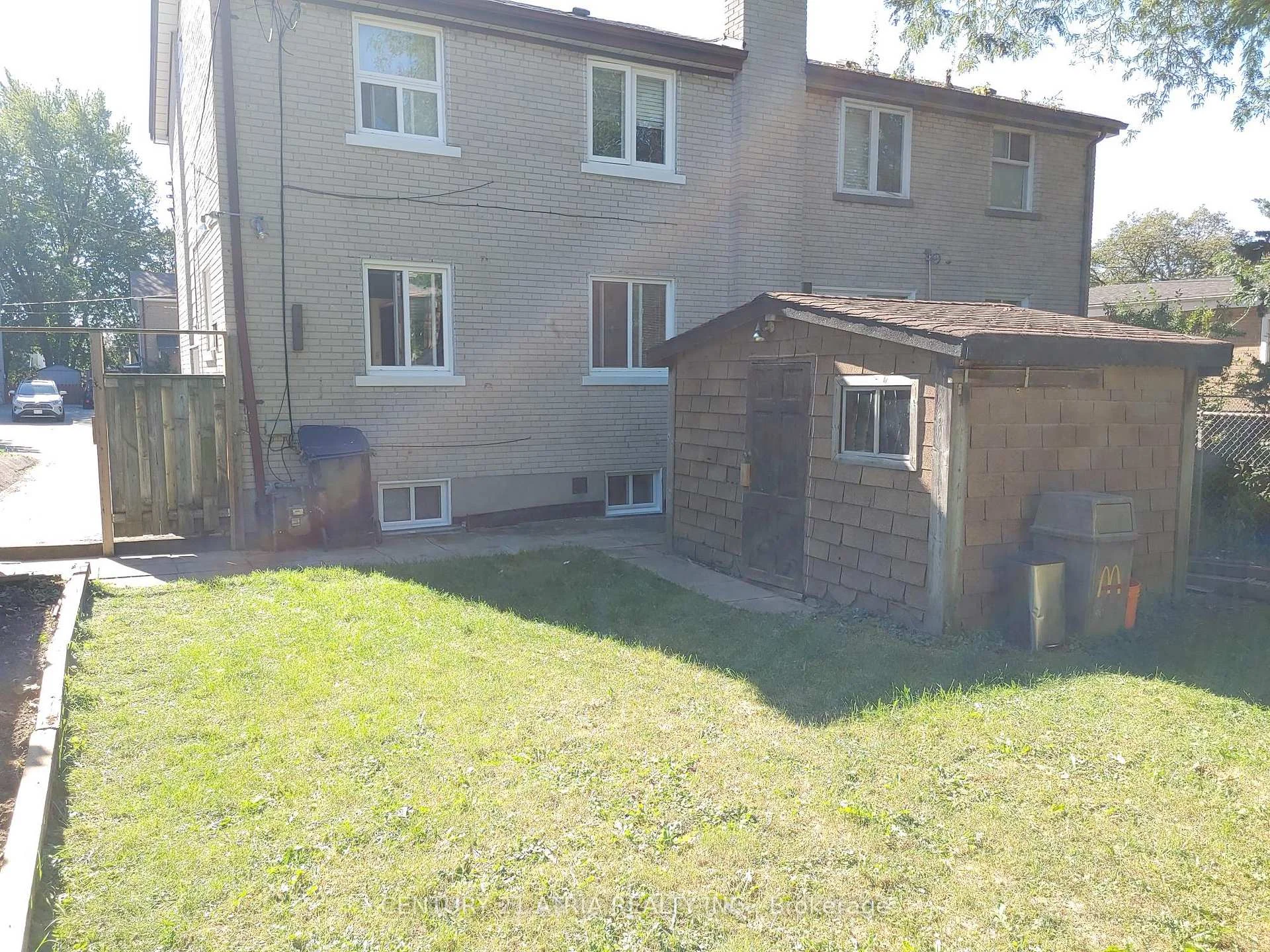 Photo 28 of 36 Chesapeake Avenue, Scarborough, Clairlea-Birchmount — HOMEH