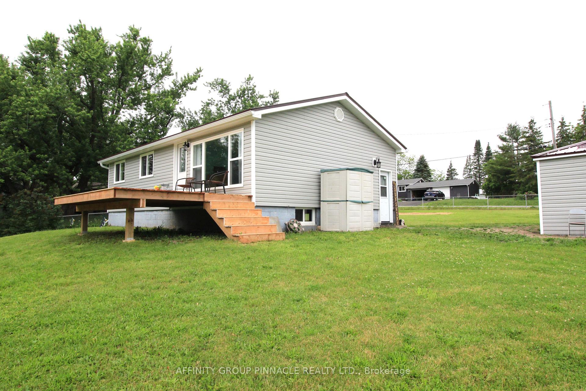 Photo 2 of 105 Victoria Drive, Kawartha Lakes, Fenelon — HOMEH