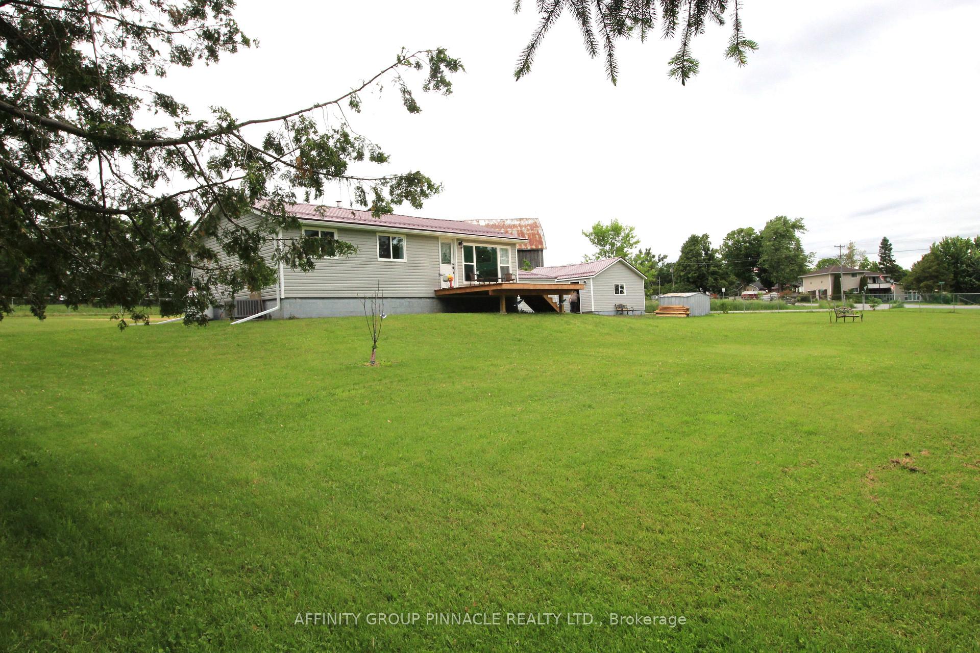 Photo 6 of 105 Victoria Drive, Kawartha Lakes, Fenelon — HOMEH