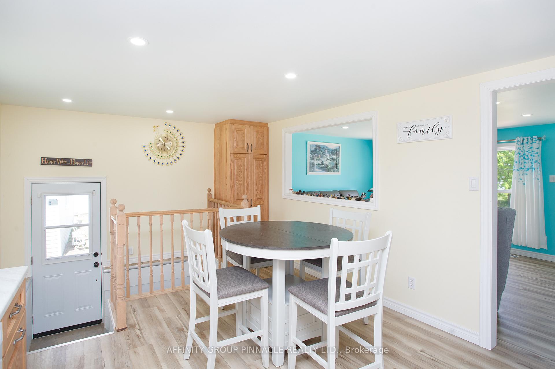 Photo 9 of 105 Victoria Drive, Kawartha Lakes, Fenelon — HOMEH