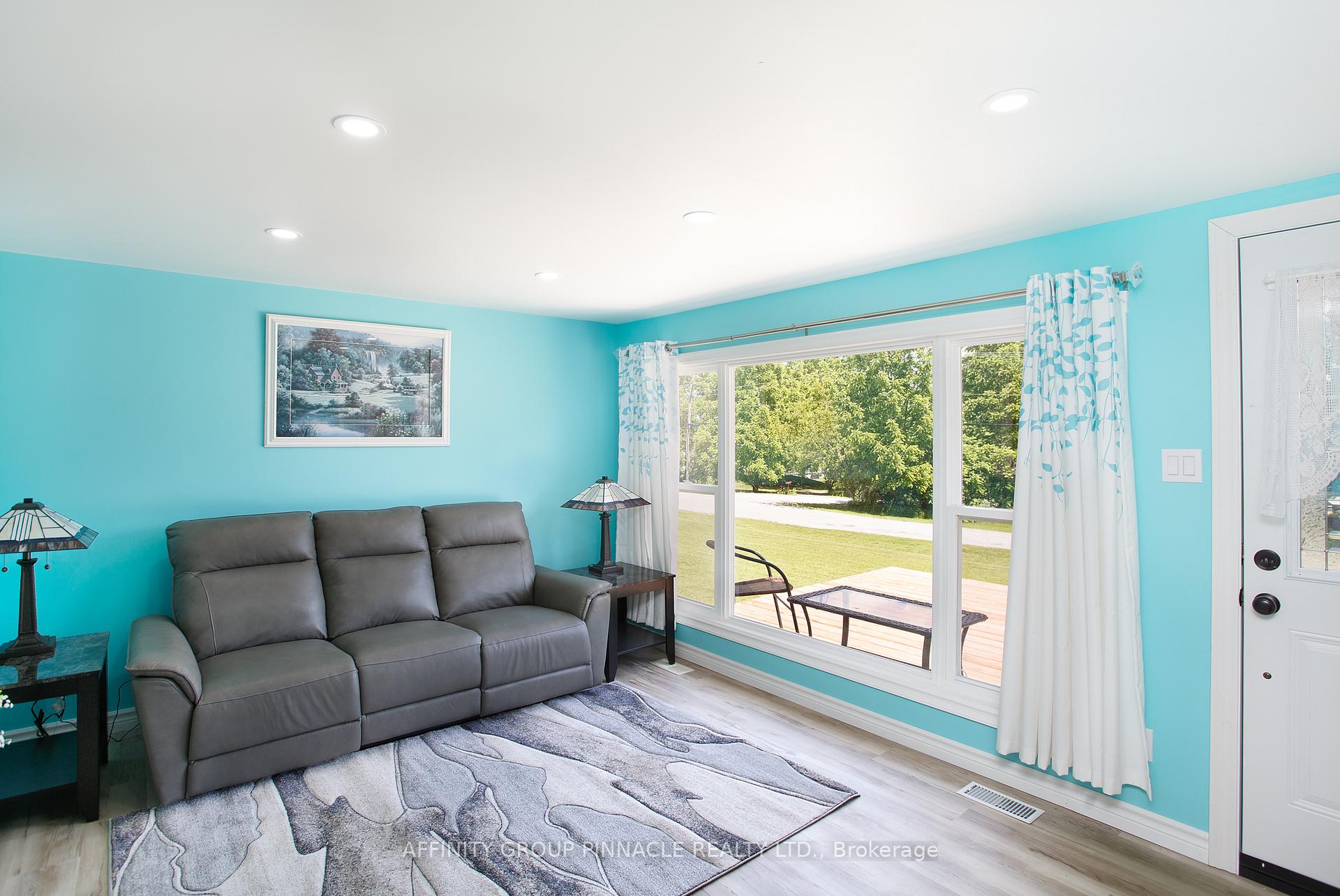 Photo 13 of 105 Victoria Drive, Kawartha Lakes, Fenelon — HOMEH