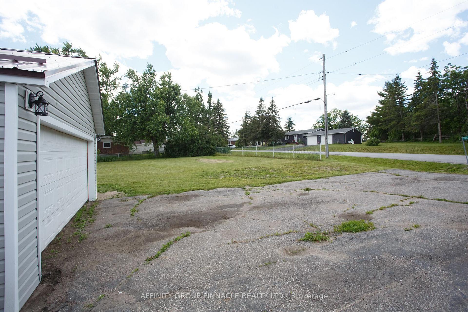 Photo 34 of 105 Victoria Drive, Kawartha Lakes, Fenelon — HOMEH