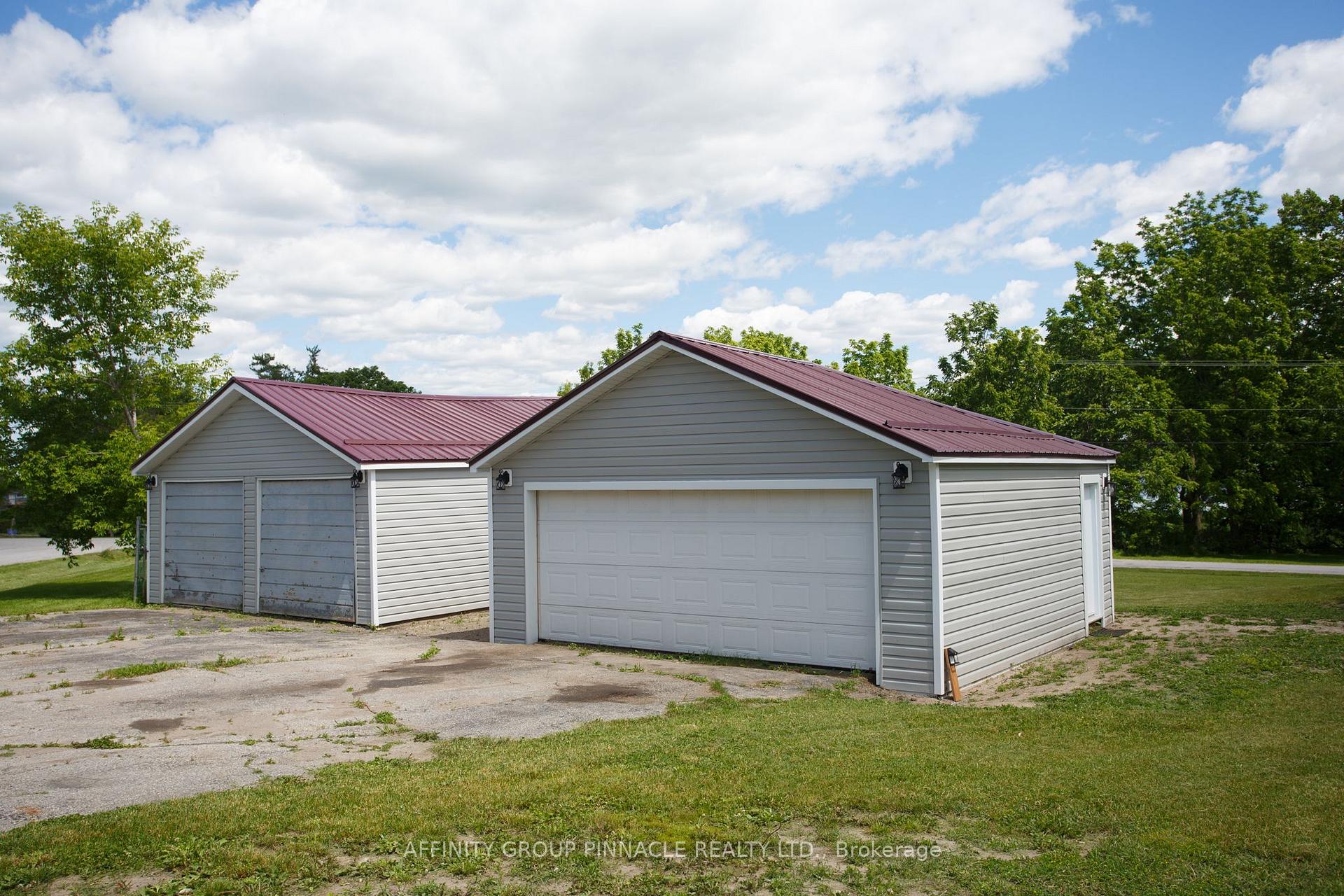 Photo 36 of 105 Victoria Drive, Kawartha Lakes, Fenelon — HOMEH