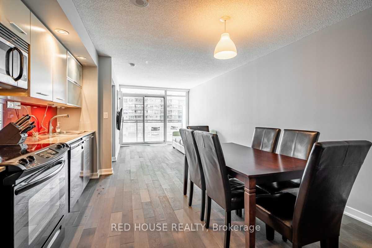 Photo 4 of Unit 628, 8 Telegram Mews, Toronto, Waterfront Communities — HOMEH