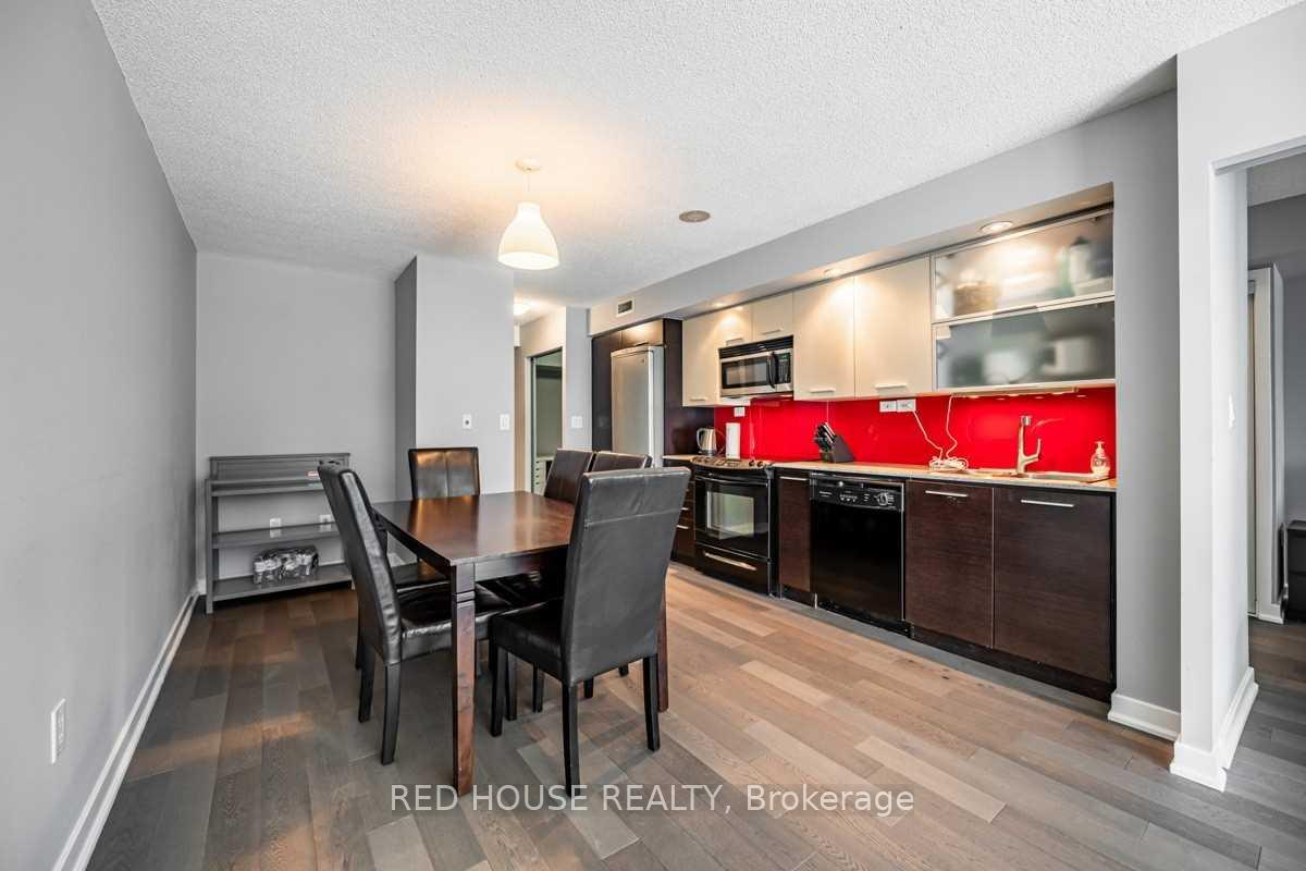 Photo 6 of Unit 628, 8 Telegram Mews, Toronto, Waterfront Communities — HOMEH