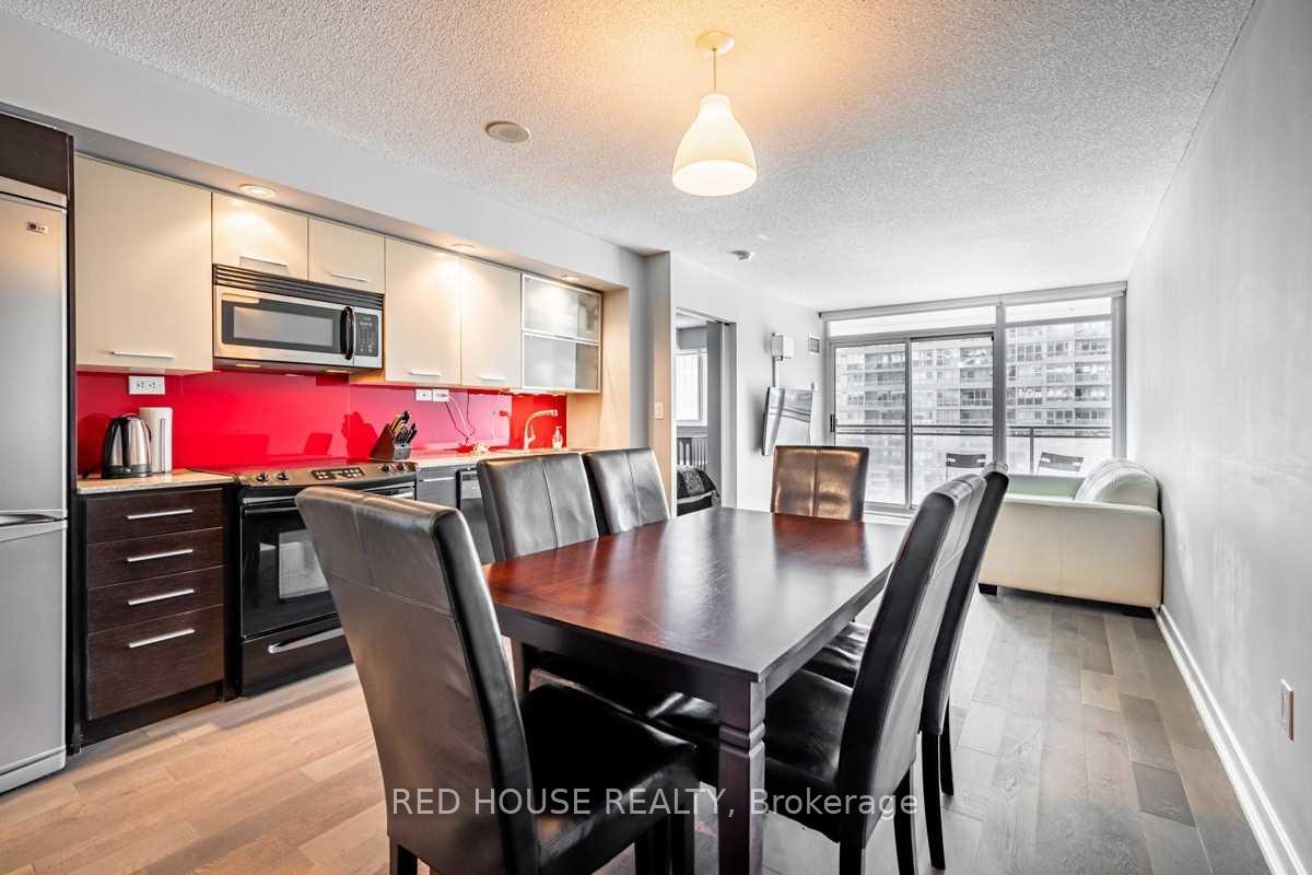 Photo 8 of Unit 628, 8 Telegram Mews, Toronto, Waterfront Communities — HOMEH