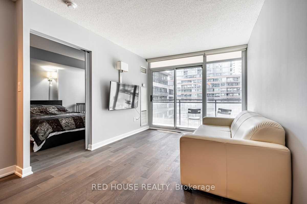 Photo 13 of Unit 628, 8 Telegram Mews, Toronto, Waterfront Communities — HOMEH