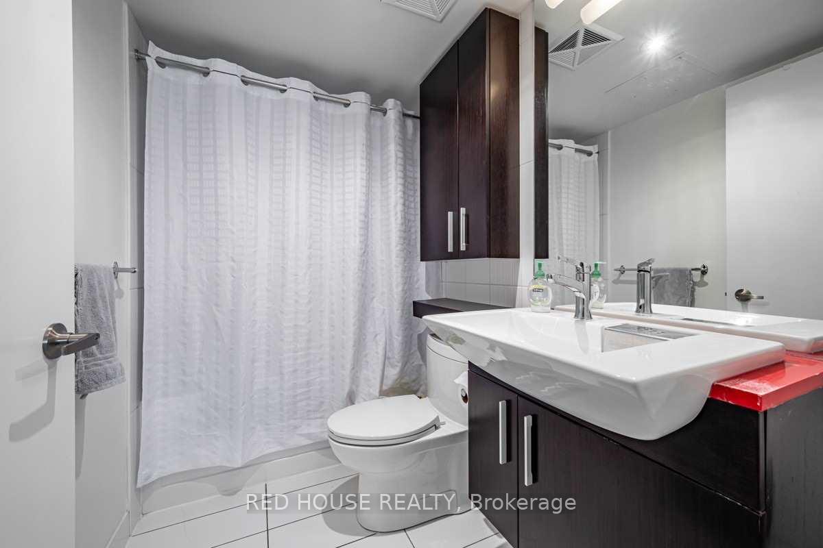 Photo 16 of Unit 628, 8 Telegram Mews, Toronto, Waterfront Communities — HOMEH