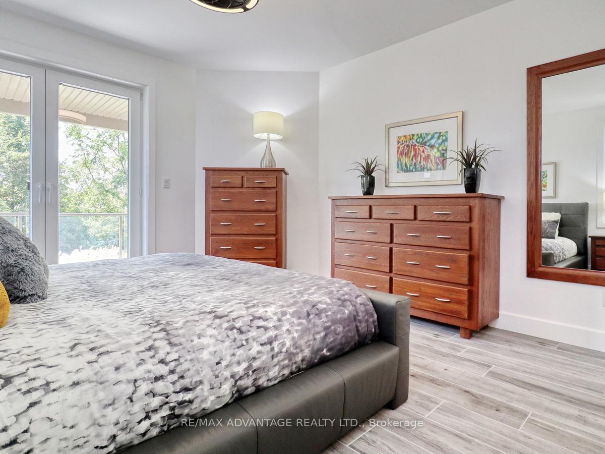 Photo 23 of 240 Edgewater Boulevard, Middlesex Centre, Kilworth — HOMEH