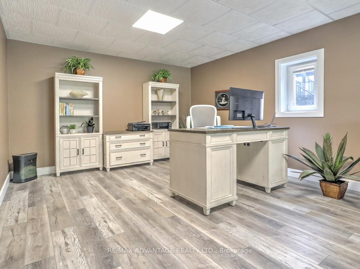 Photo 32 of 240 Edgewater Boulevard, Middlesex Centre, Kilworth — HOMEH
