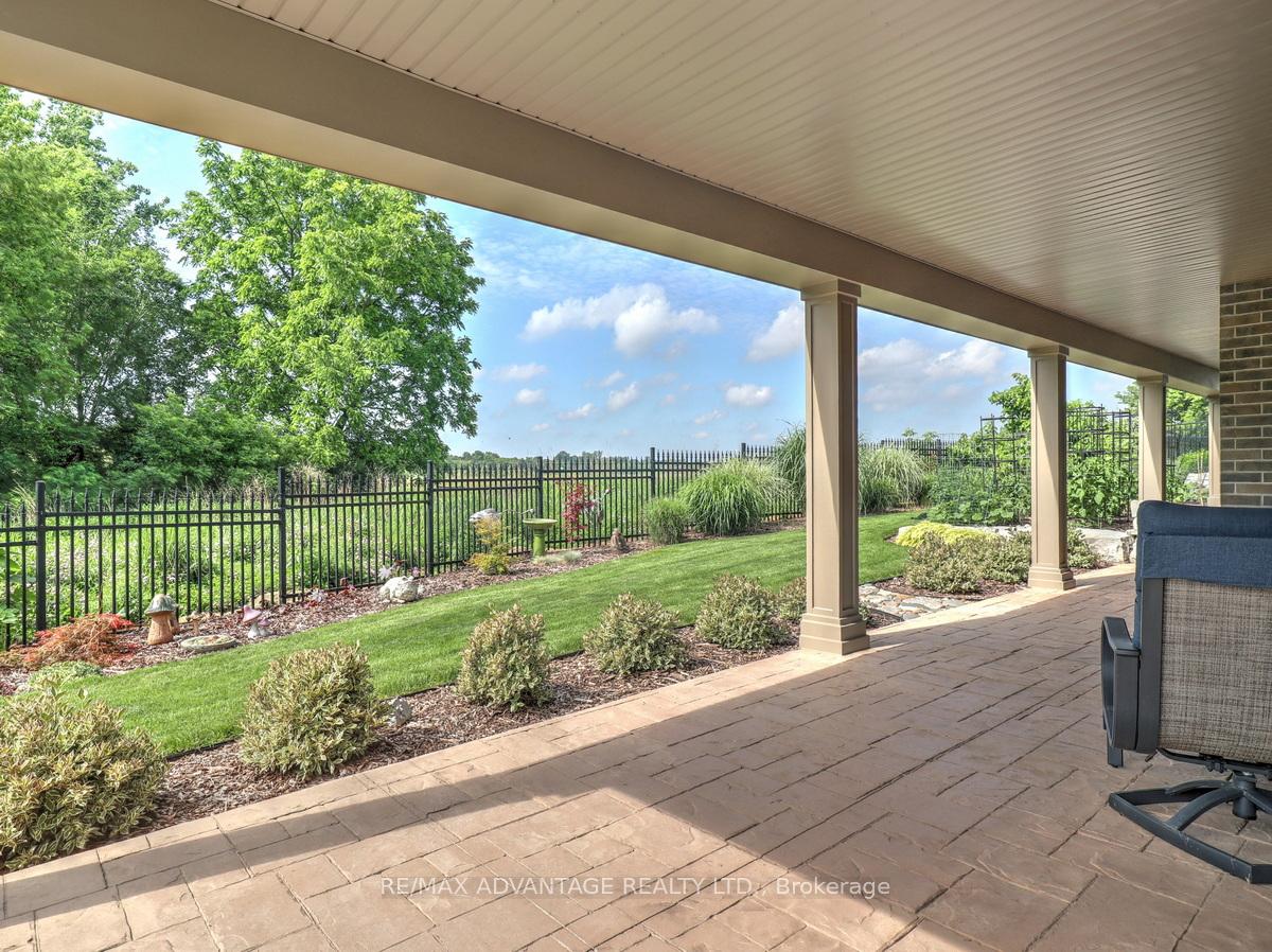 Photo 43 of 240 Edgewater Boulevard, Middlesex Centre, Kilworth — HOMEH