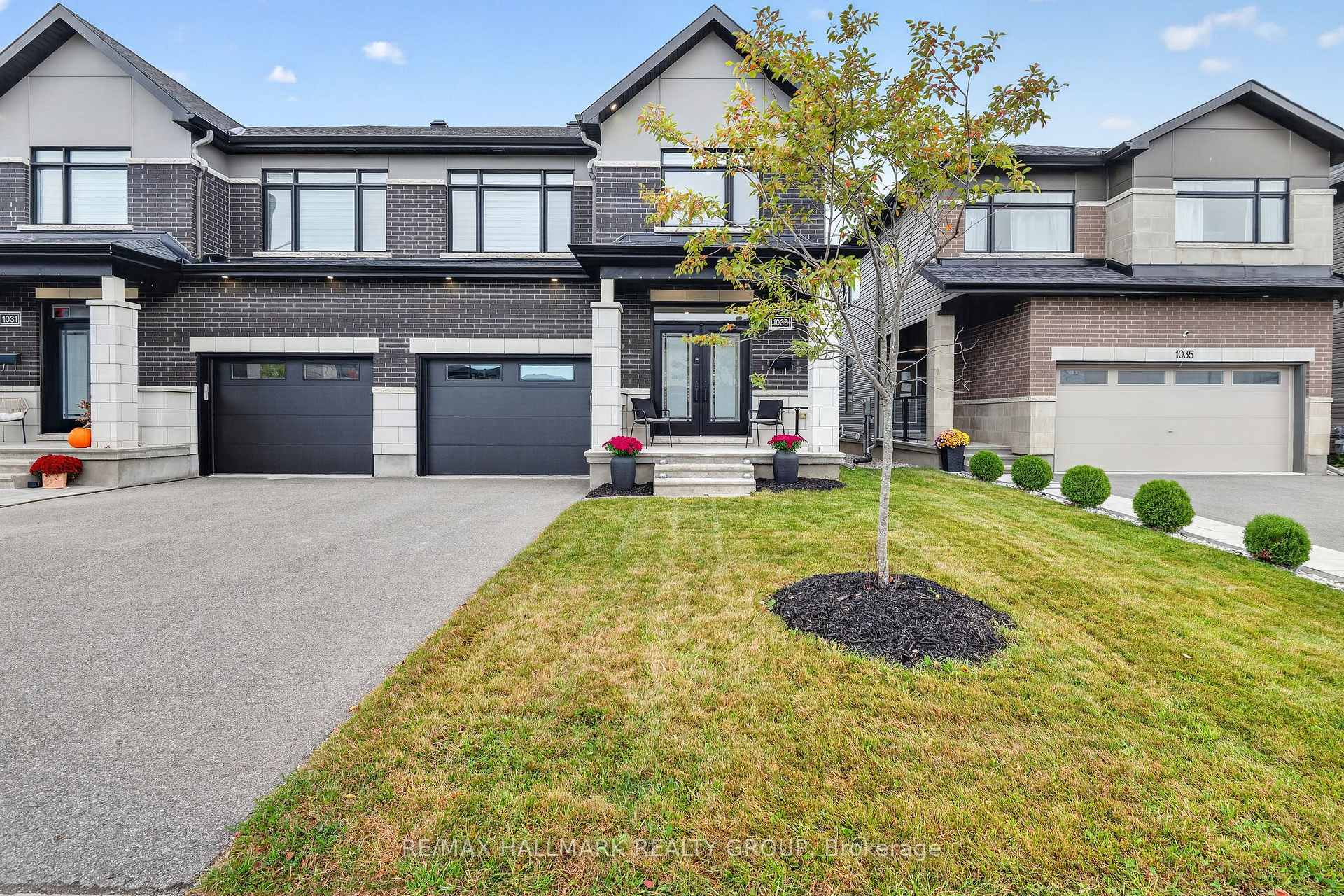Photo of 1033 Hydrangea Avenue