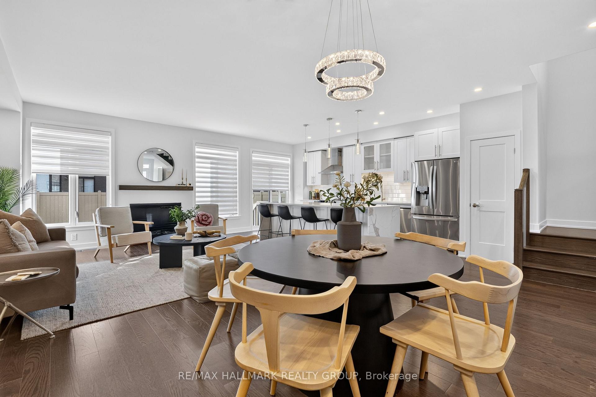 Photo 8 of 1033 Hydrangea Avenue, Ottawa, Riverside South/Gloucester Glen — HOMEH