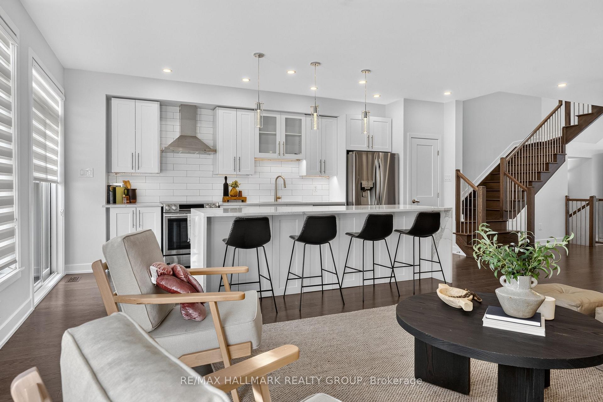Photo 14 of 1033 Hydrangea Avenue, Ottawa, Riverside South/Gloucester Glen — HOMEH
