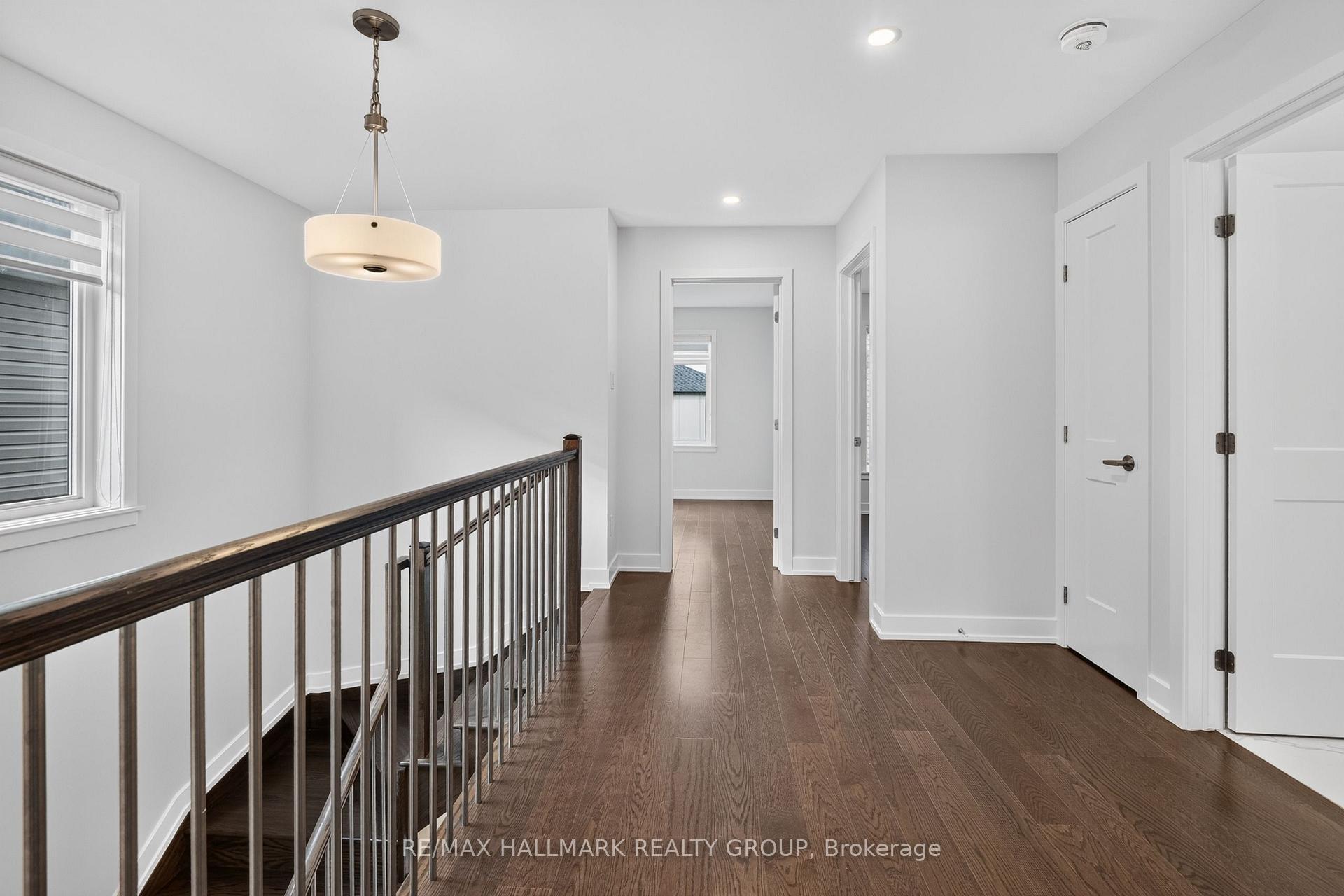 Photo 33 of 1033 Hydrangea Avenue, Ottawa, Riverside South/Gloucester Glen — HOMEH