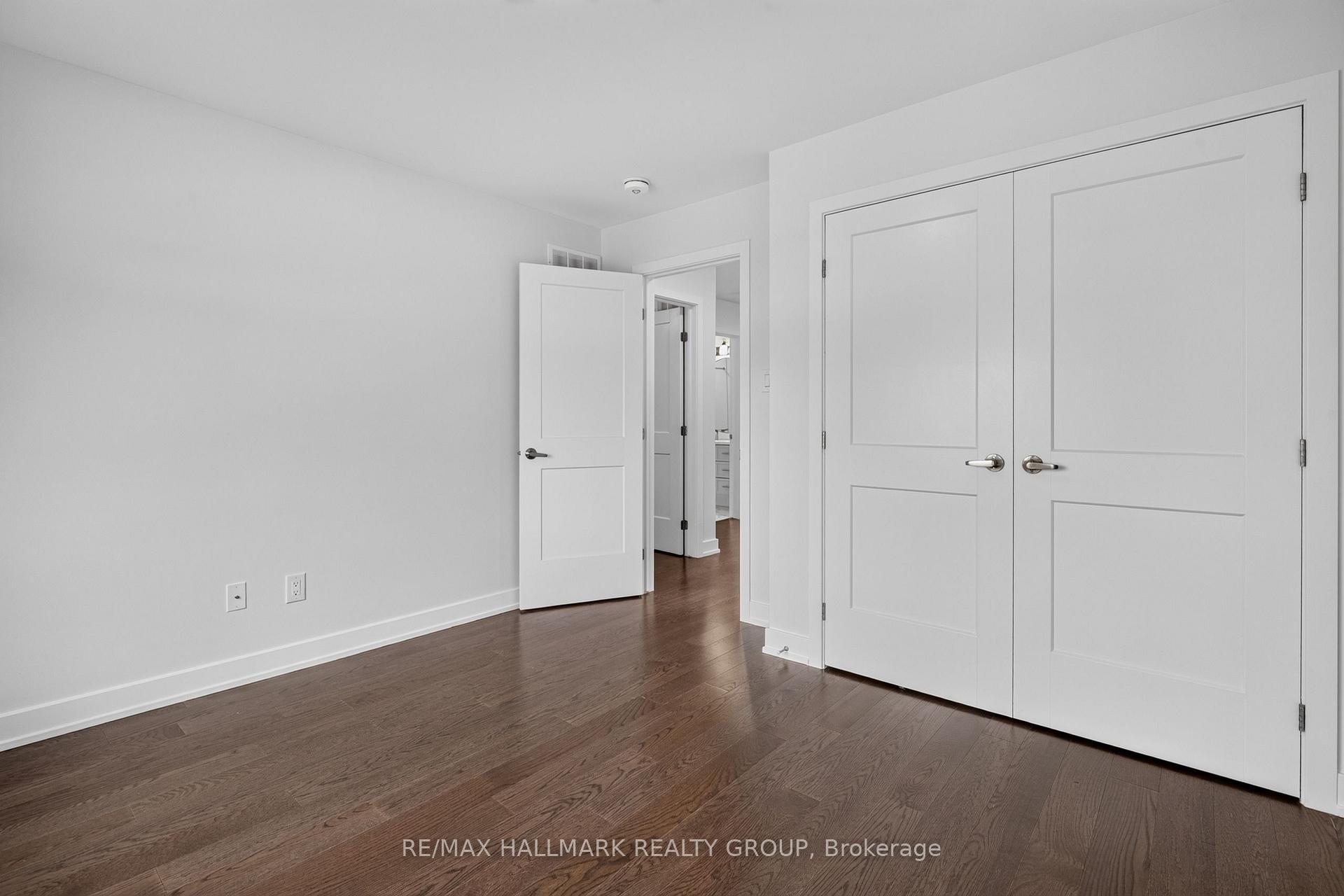 Photo 35 of 1033 Hydrangea Avenue, Ottawa, Riverside South/Gloucester Glen — HOMEH