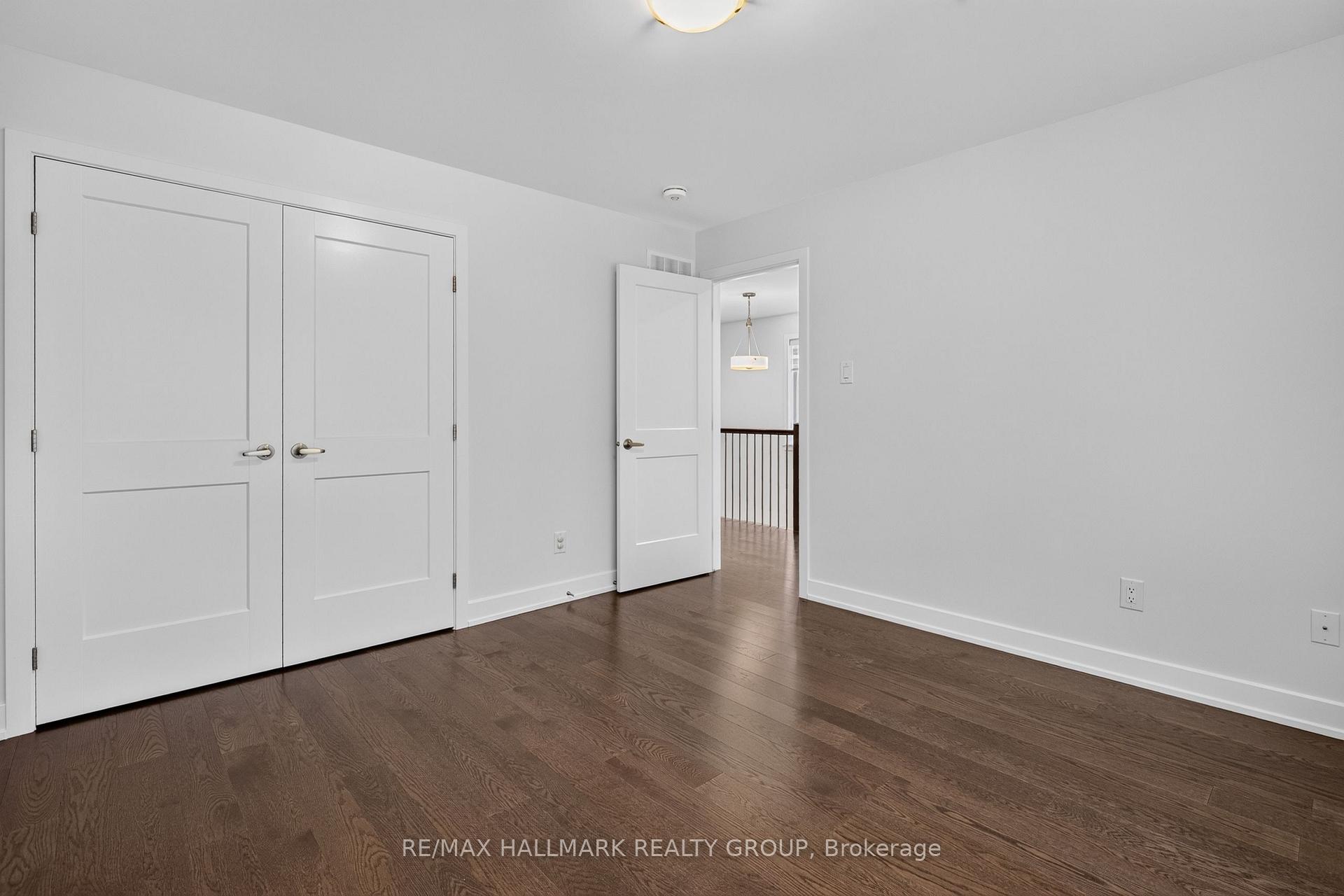 Photo 37 of 1033 Hydrangea Avenue, Ottawa, Riverside South/Gloucester Glen — HOMEH