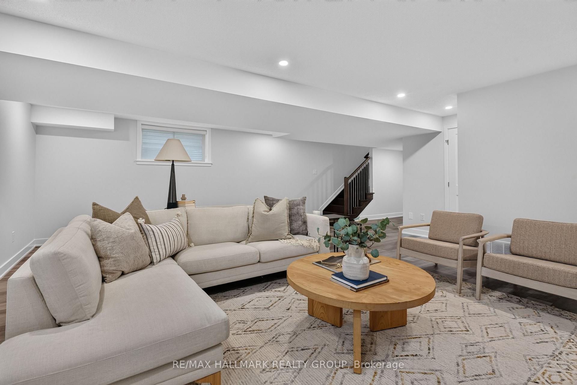 Photo 41 of 1033 Hydrangea Avenue, Ottawa, Riverside South/Gloucester Glen — HOMEH