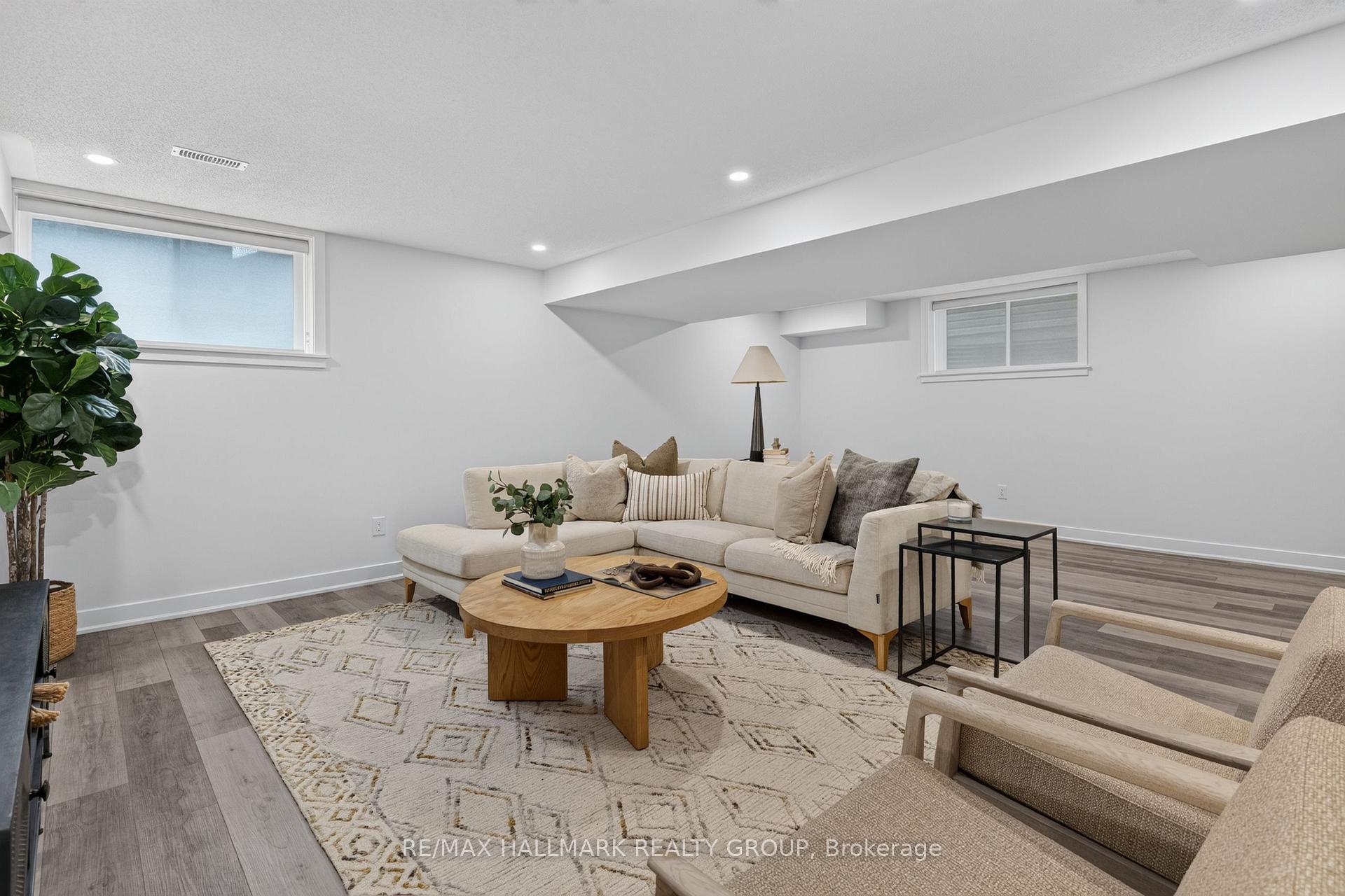 Photo 42 of 1033 Hydrangea Avenue, Ottawa, Riverside South/Gloucester Glen — HOMEH
