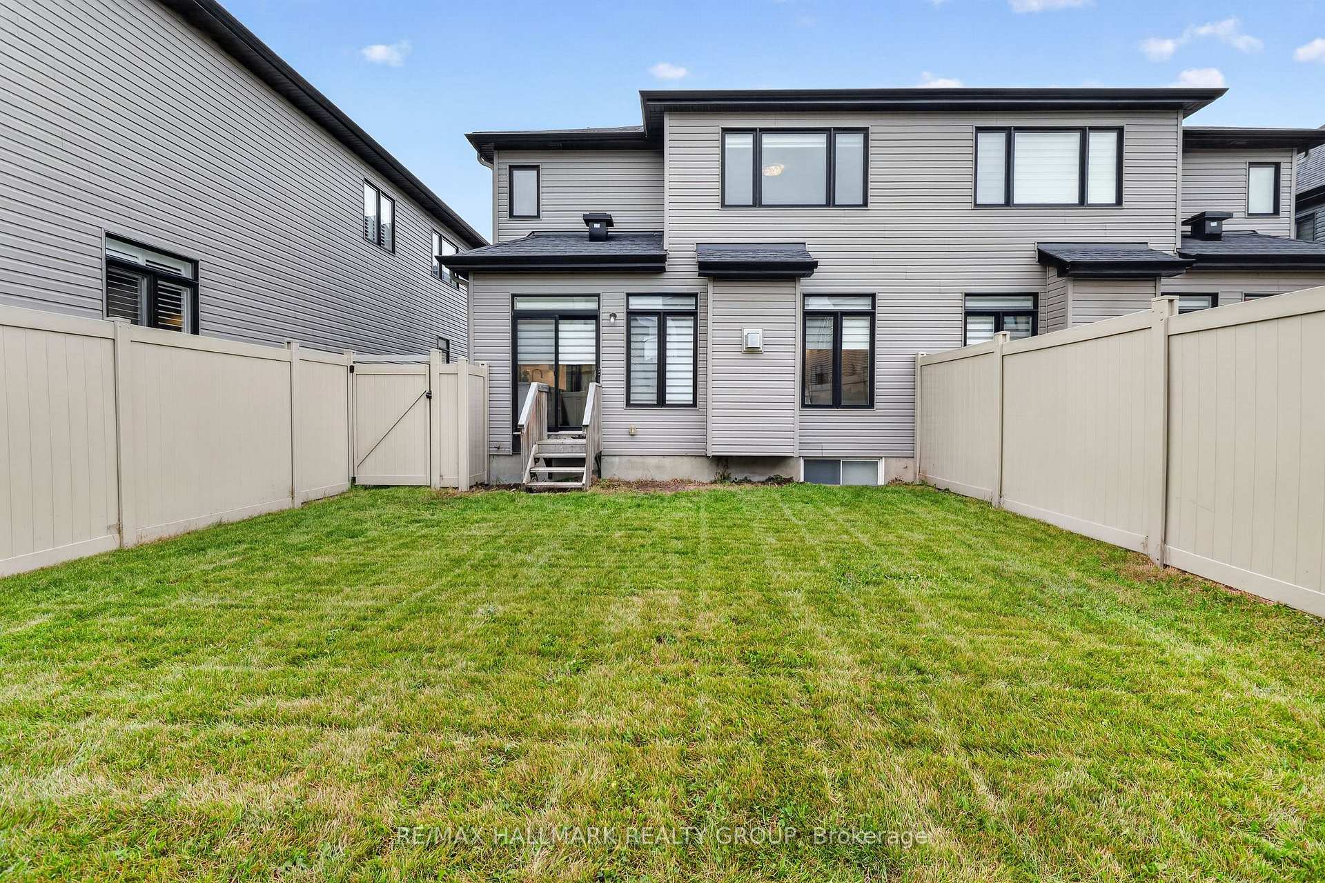 Photo 46 of 1033 Hydrangea Avenue, Ottawa, Riverside South/Gloucester Glen — HOMEH
