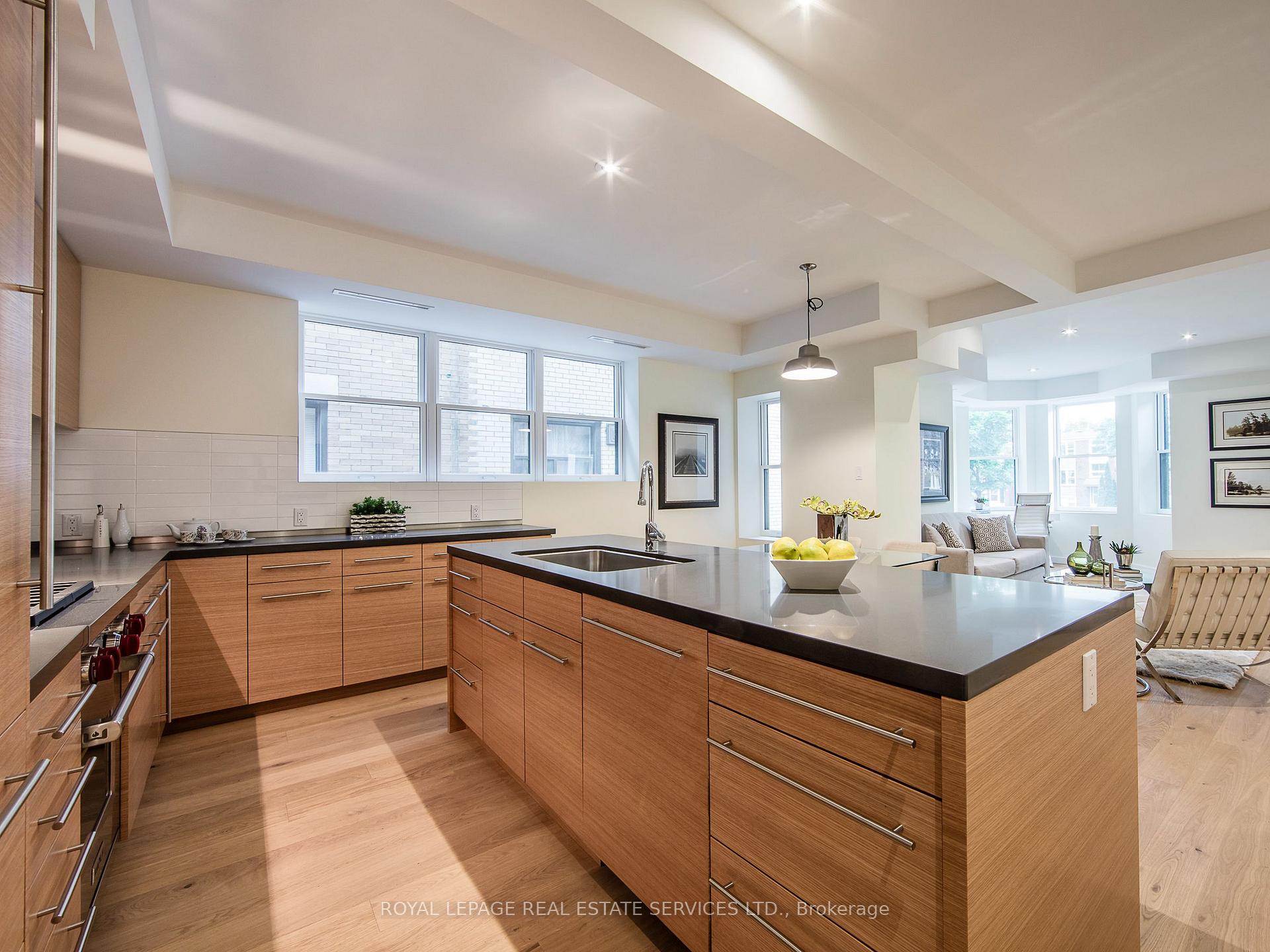 Photo 6 of 137 High Park Avenue, Toronto, High Park North — HOMEH