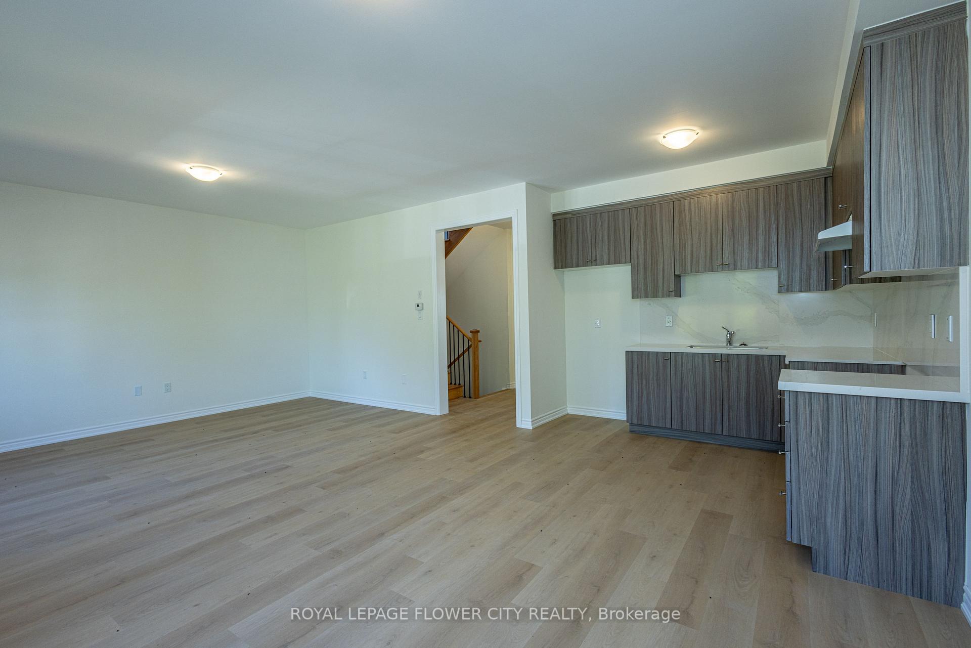 Photo 9 of 16 Ravenscraig Place, Innisfil, Cookstown — HOMEH