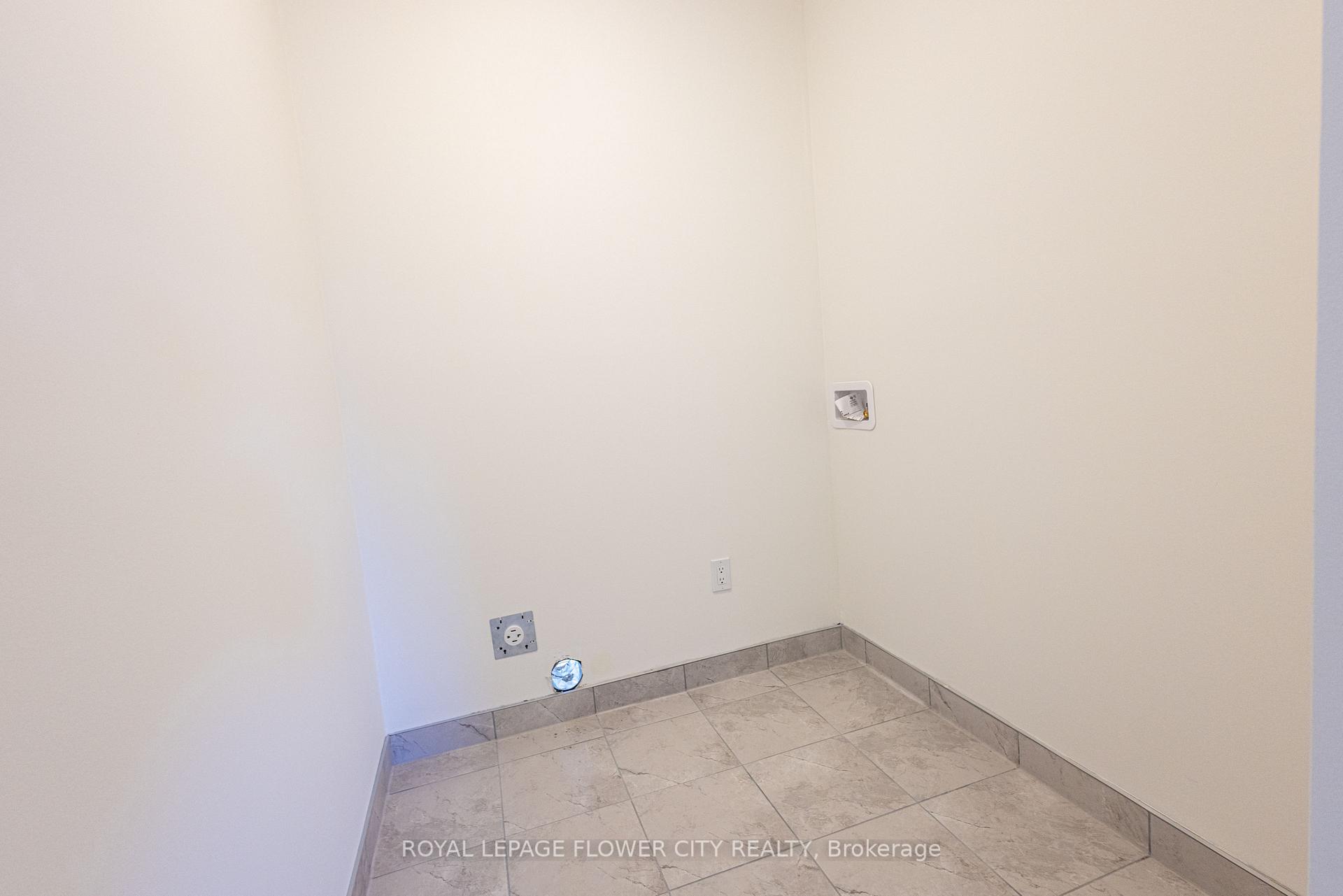 Photo 32 of 16 Ravenscraig Place, Innisfil, Cookstown — HOMEH