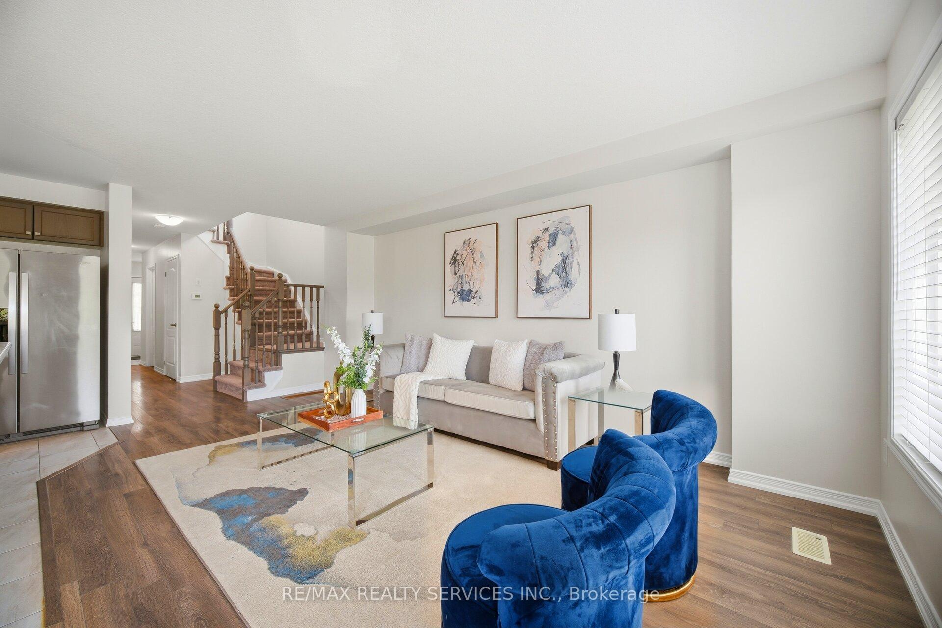 Photo 5 of 250 Esther Crescent, Thorold, Hurricane/Merrittville — HOMEH