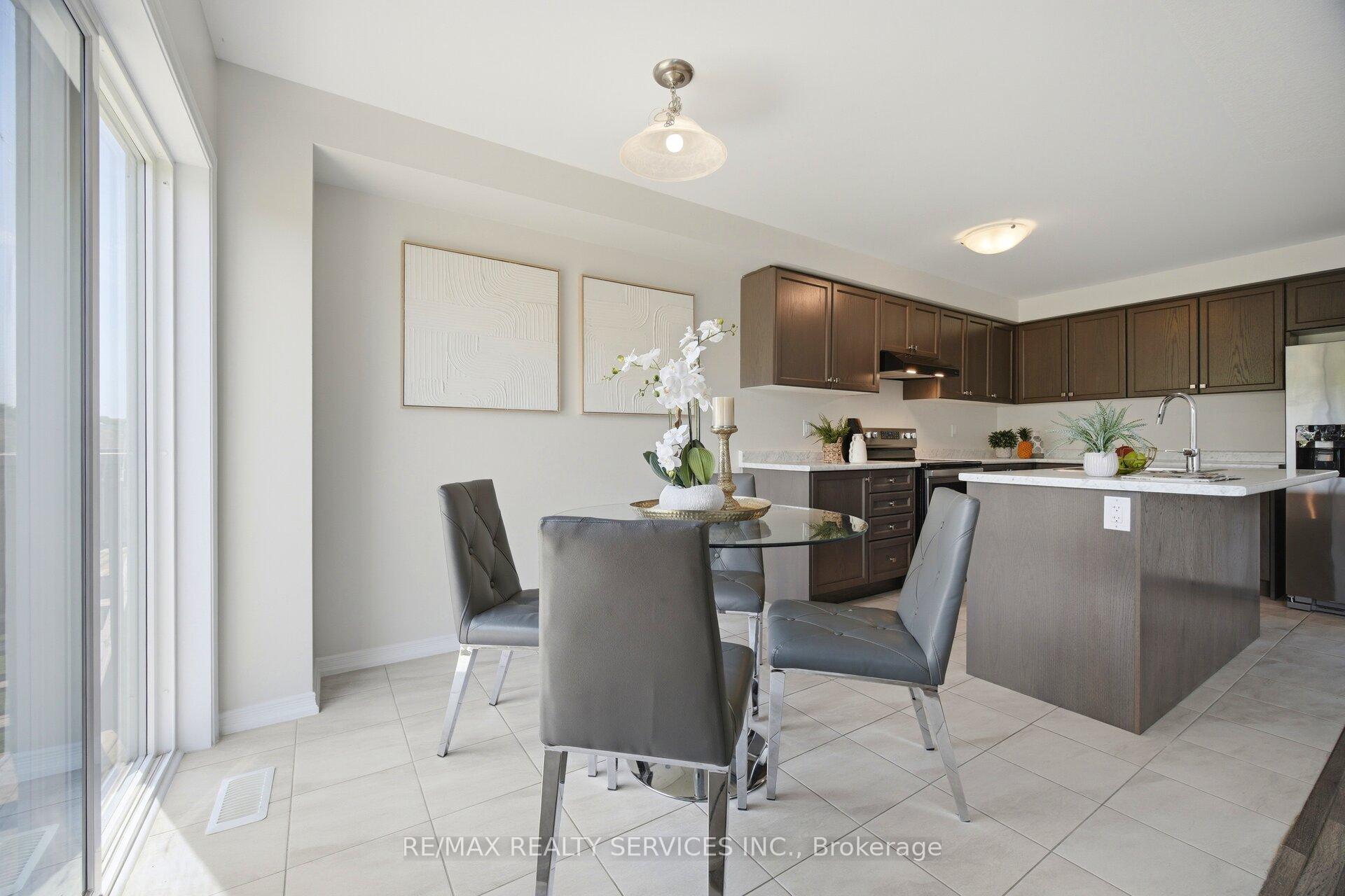 Photo 18 of 250 Esther Crescent, Thorold, Hurricane/Merrittville — HOMEH
