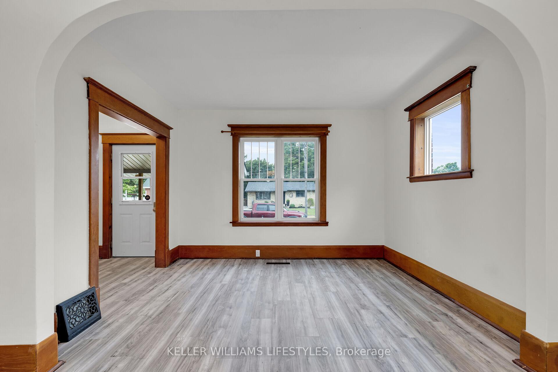 Photo 10 of 95 John Street E, South Huron, Exeter — HOMEH
