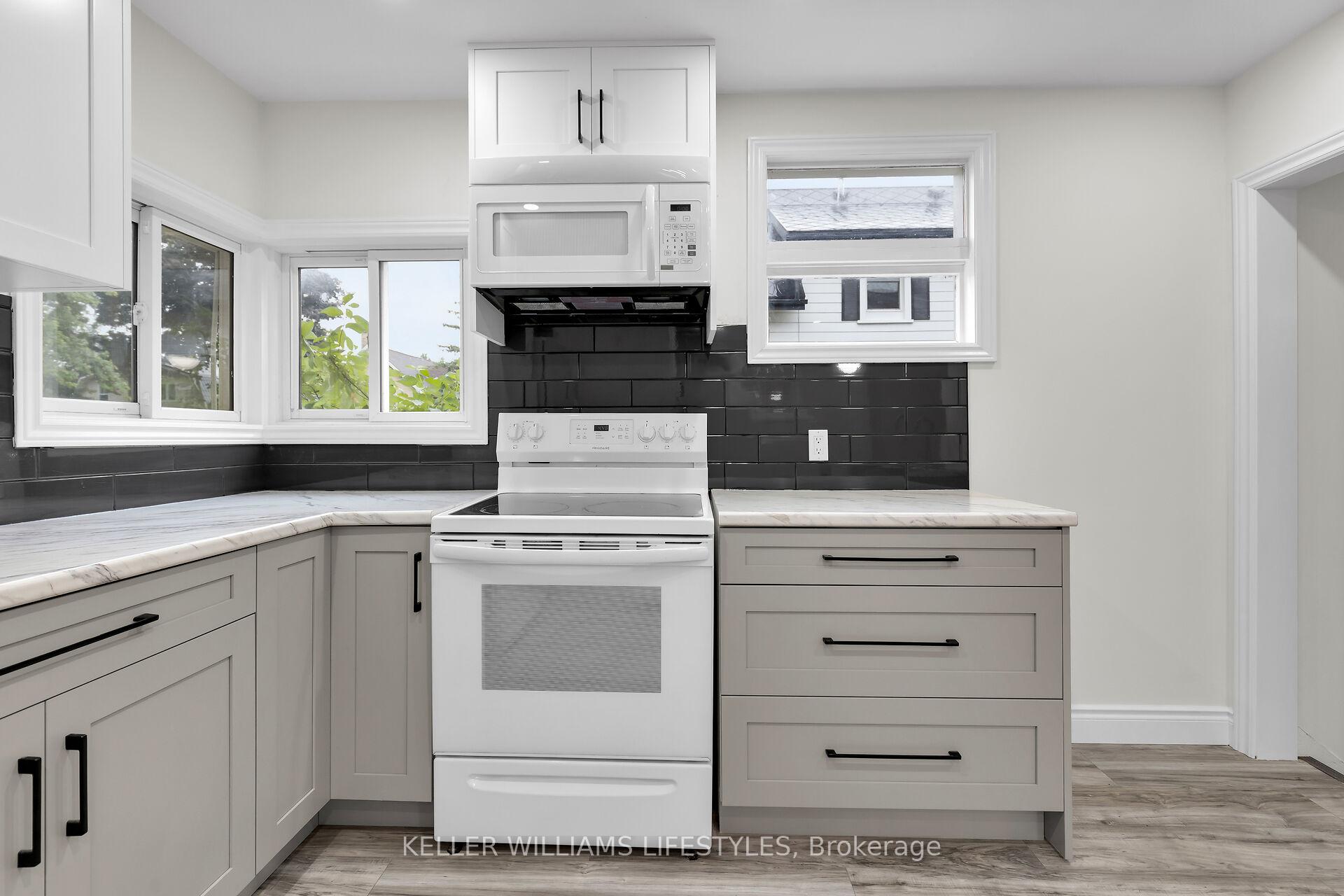 Photo 18 of 95 John Street E, South Huron, Exeter — HOMEH
