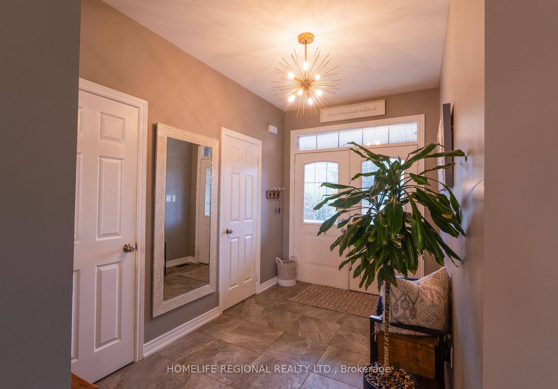 Photo 4 of 37 Turner Drive, New Tecumseth, Tottenham — HOMEH