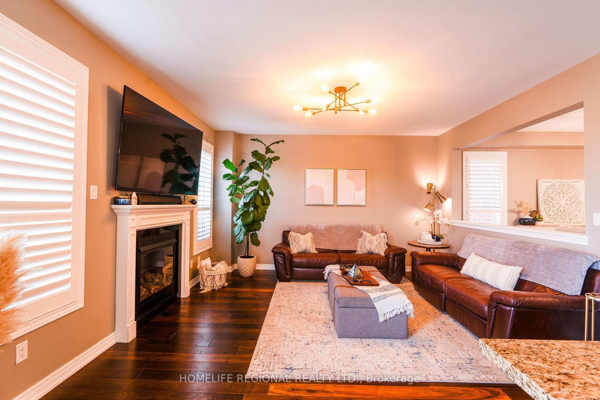 Photo 11 of 37 Turner Drive, New Tecumseth, Tottenham — HOMEH