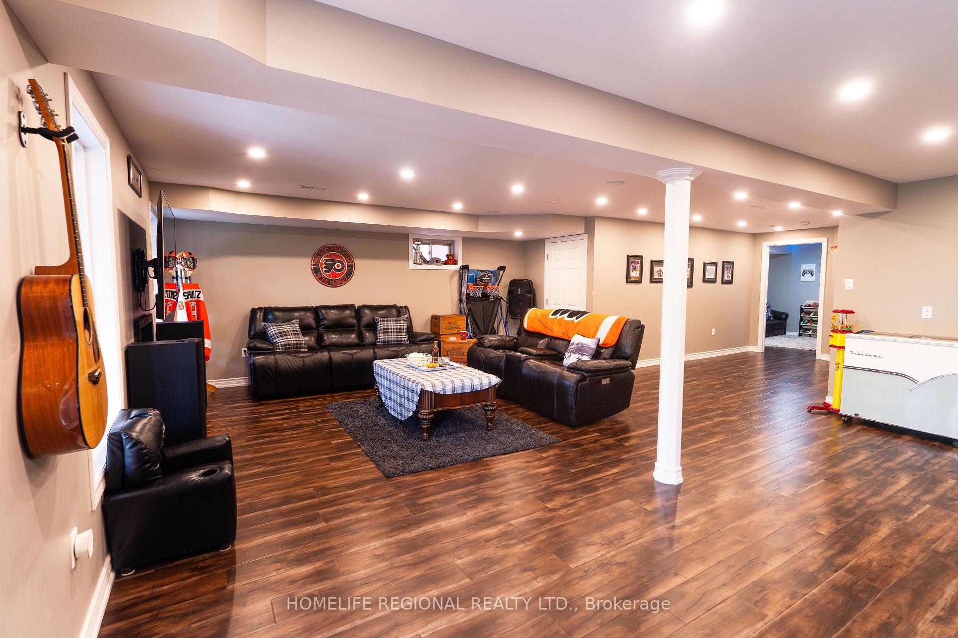 Photo 33 of 37 Turner Drive, New Tecumseth, Tottenham — HOMEH