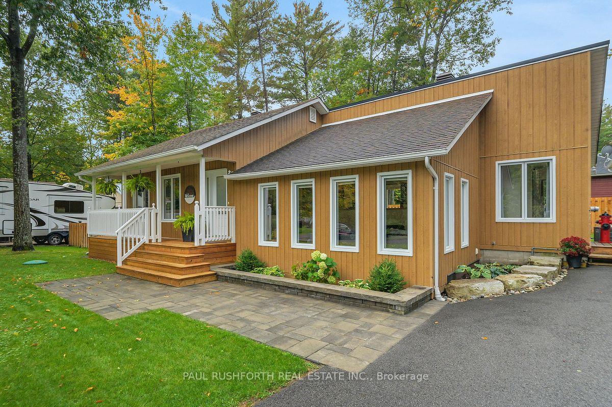 Photo 2 of 141 Torbolton Street, Ottawa, Constance Bay — HOMEH