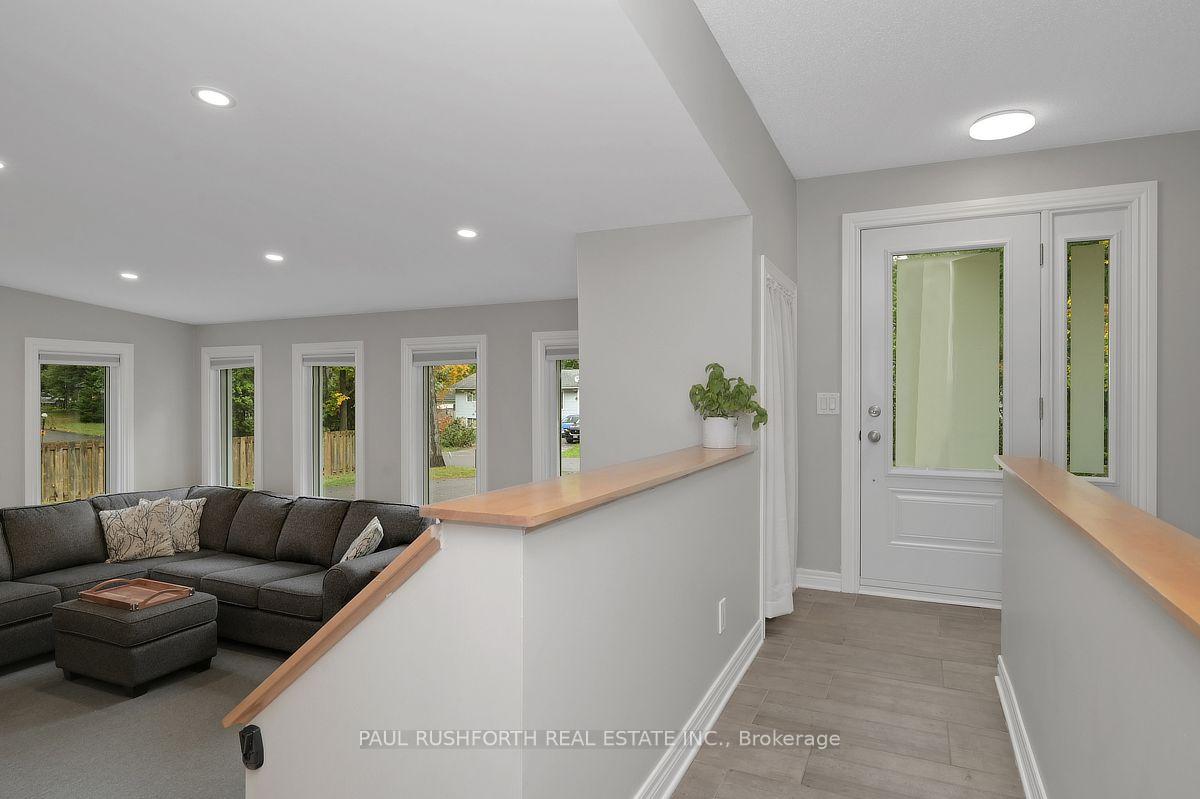 Photo 5 of 141 Torbolton Street, Ottawa, Constance Bay — HOMEH