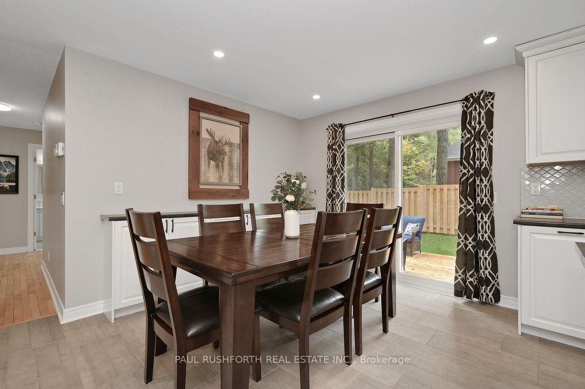 Photo 10 of 141 Torbolton Street, Ottawa, Constance Bay — HOMEH