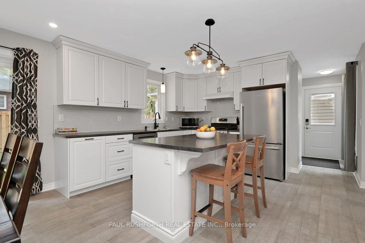 Photo 12 of 141 Torbolton Street, Ottawa, Constance Bay — HOMEH