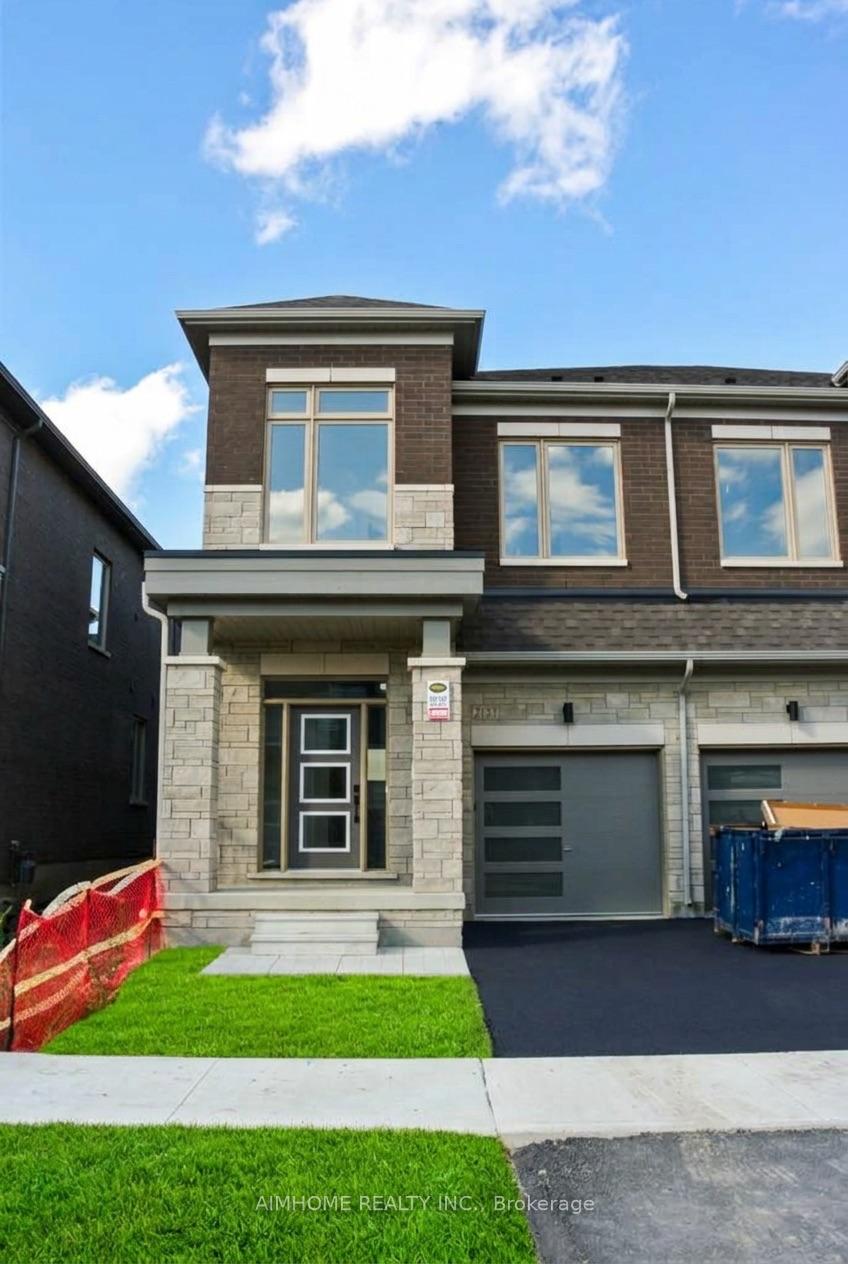 Photo 1 of 213 Hook Drive, Richmond Hill, Rural Richmond Hill — HOMEH