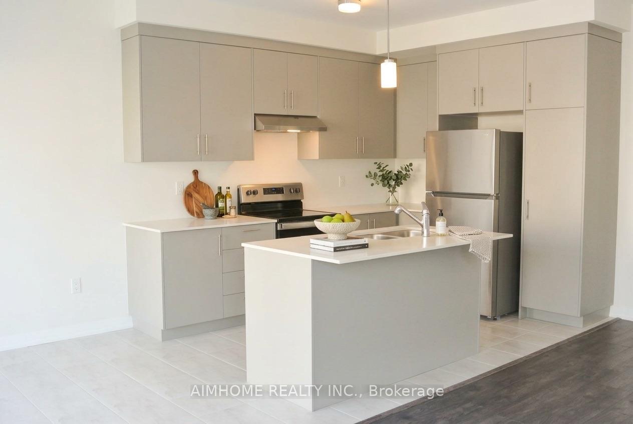 Photo 4 of 213 Hook Drive, Richmond Hill, Rural Richmond Hill — HOMEH