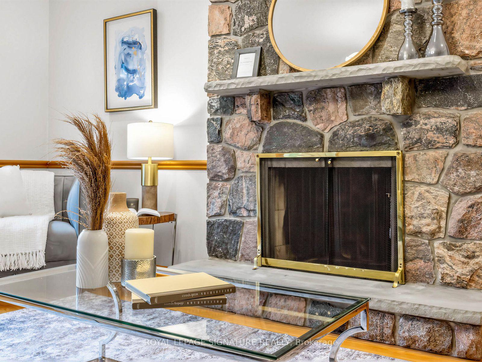 Photo 22 of 30 Invermarge Drive, Scarborough, Centennial Scarborough — HOMEH
