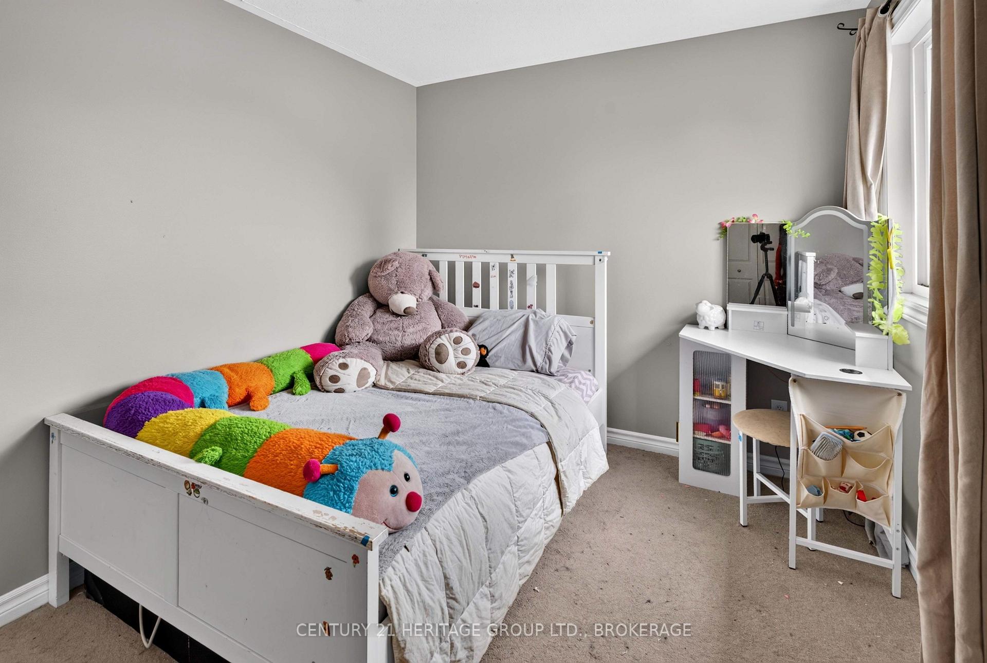 Photo 15 of 855 Lotus Avenue, Kingston, Kingston East (Incl Barret Crt) — HOMEH