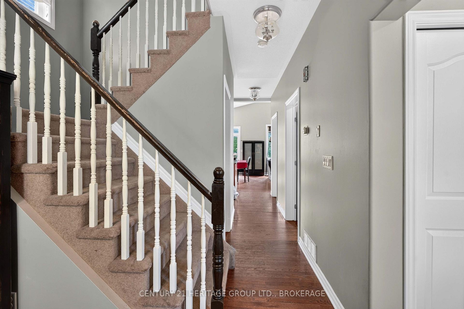 Photo 25 of 855 Lotus Avenue, Kingston, Kingston East (Incl Barret Crt) — HOMEH