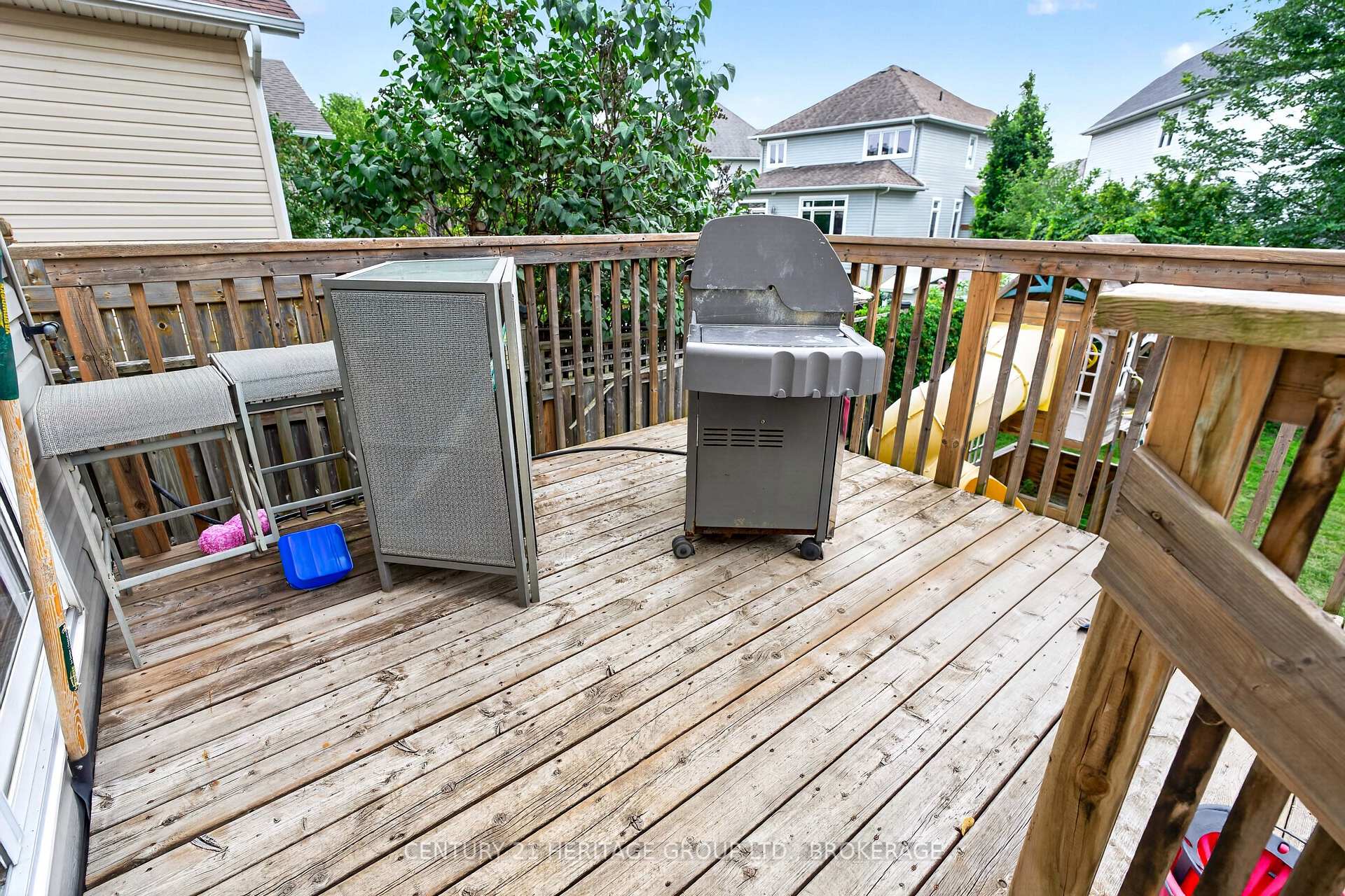 Photo 29 of 855 Lotus Avenue, Kingston, Kingston East (Incl Barret Crt) — HOMEH