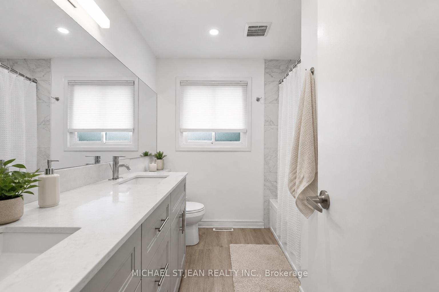 Photo 17 of 6562 Glengate Street, Niagara Falls, Morrison — HOMEH