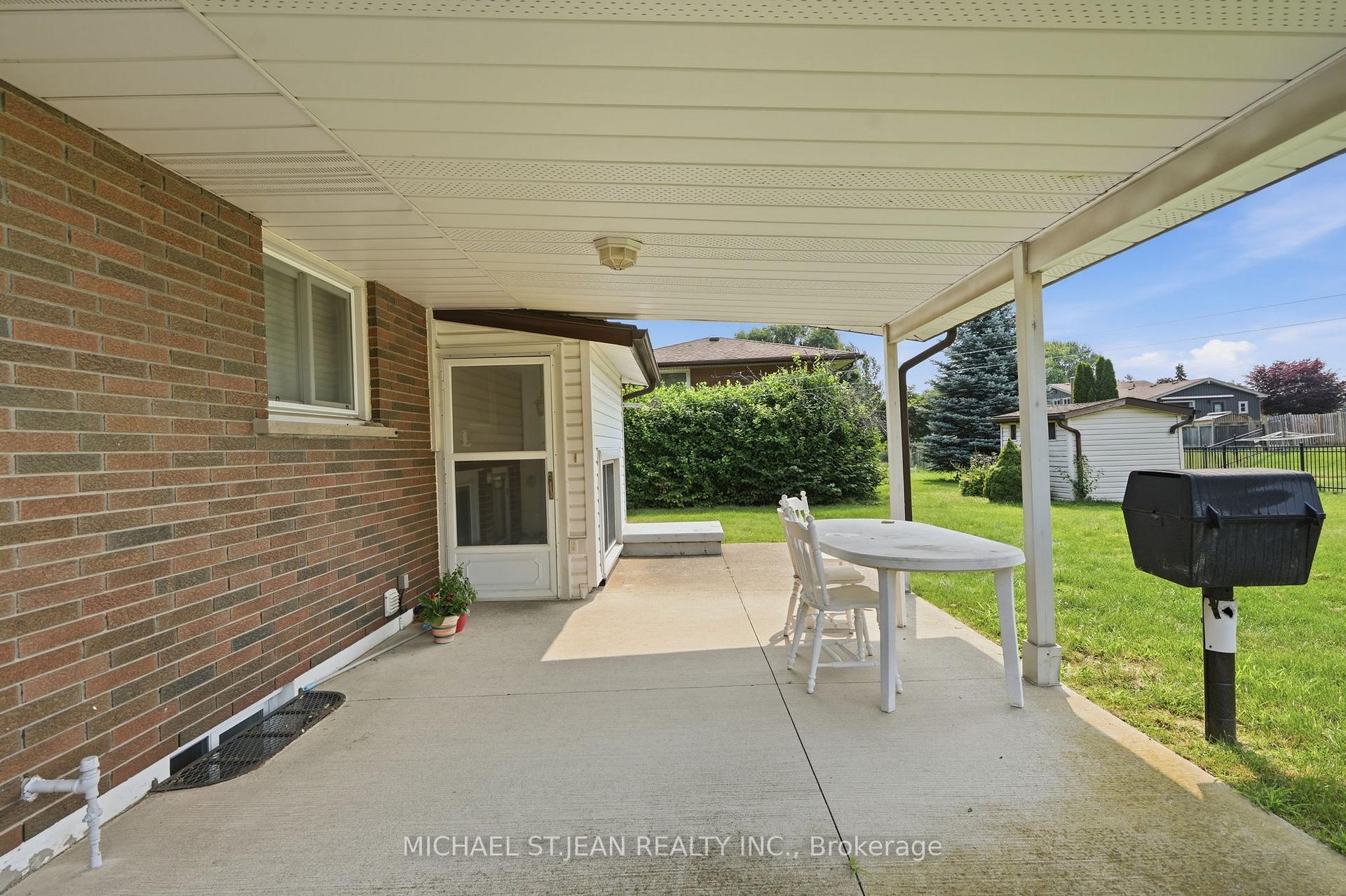 Photo 18 of 6562 Glengate Street, Niagara Falls, Morrison — HOMEH