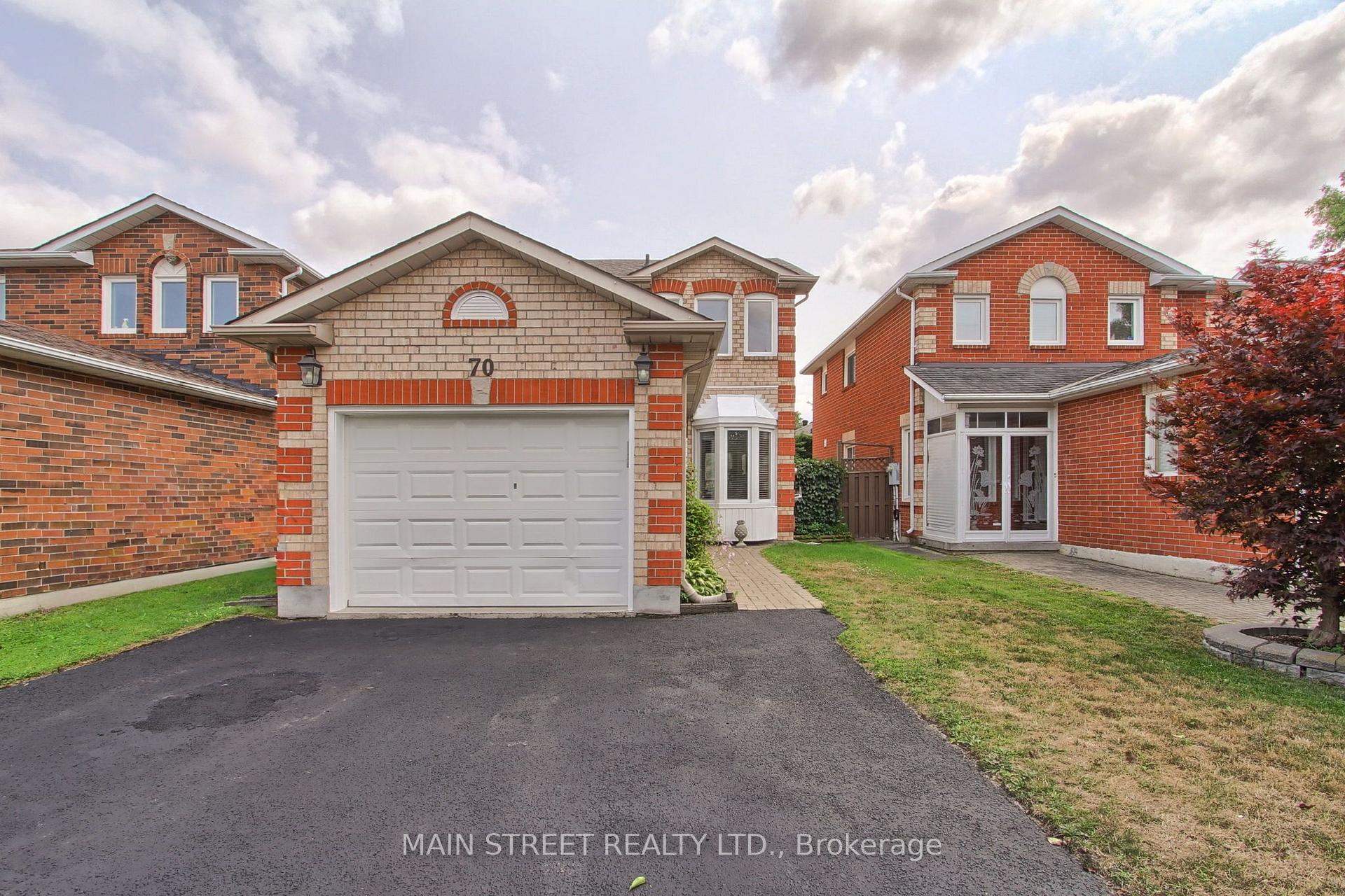 Photo 1 of 70 Dunsmore Crescent, Richmond Hill, Crosby — HOMEH