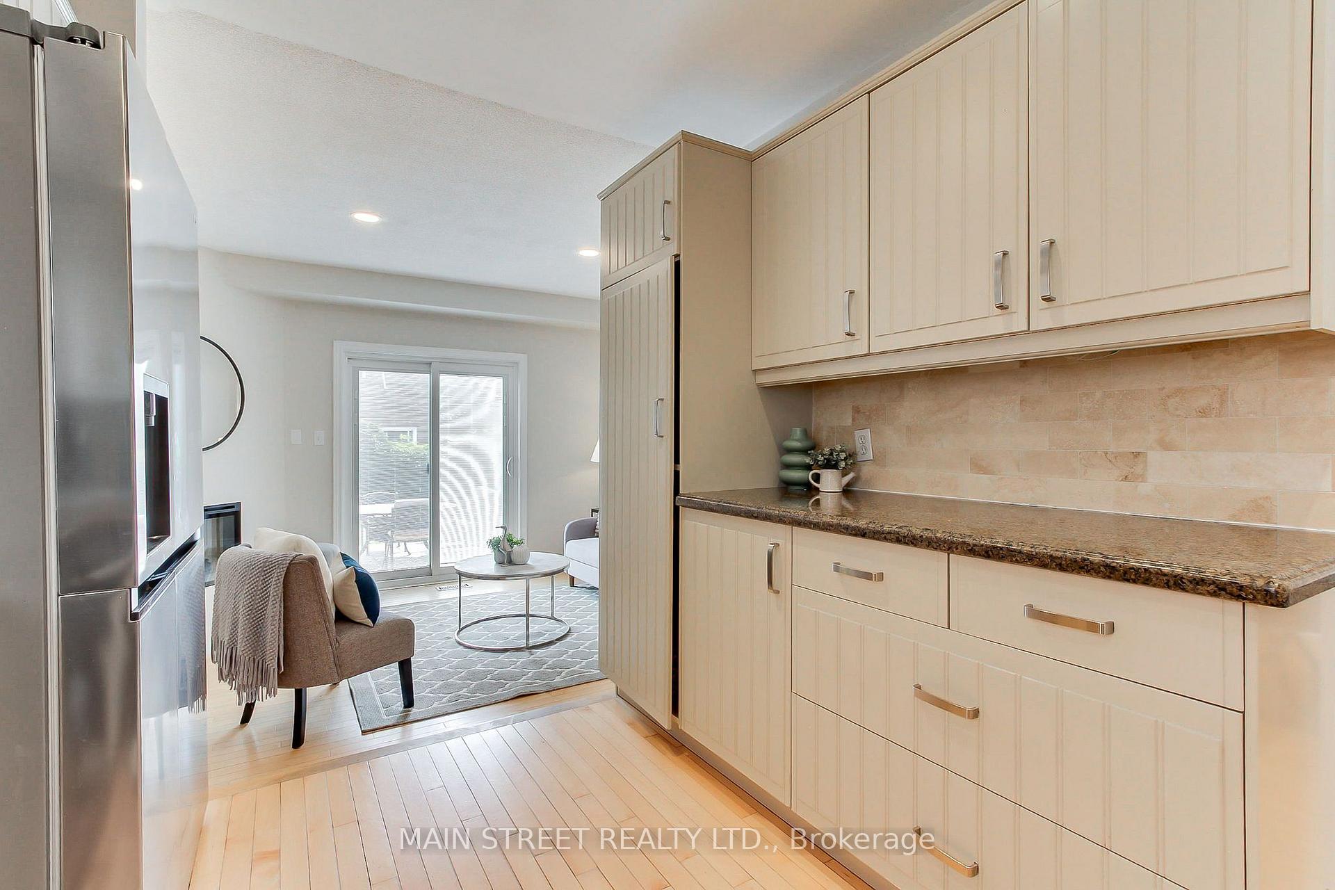 Photo 13 of 70 Dunsmore Crescent, Richmond Hill, Crosby — HOMEH